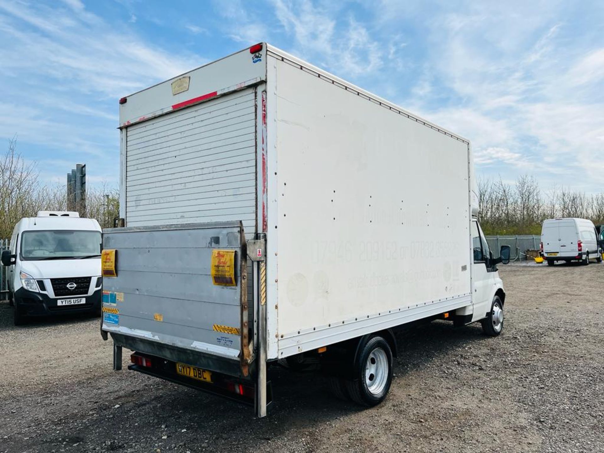 Ford Transit 2.4 T350 TDCI 110 Luton Body LWB 2.2 2006, Tail Lift – 6 Speed Manual - Image 5 of 23