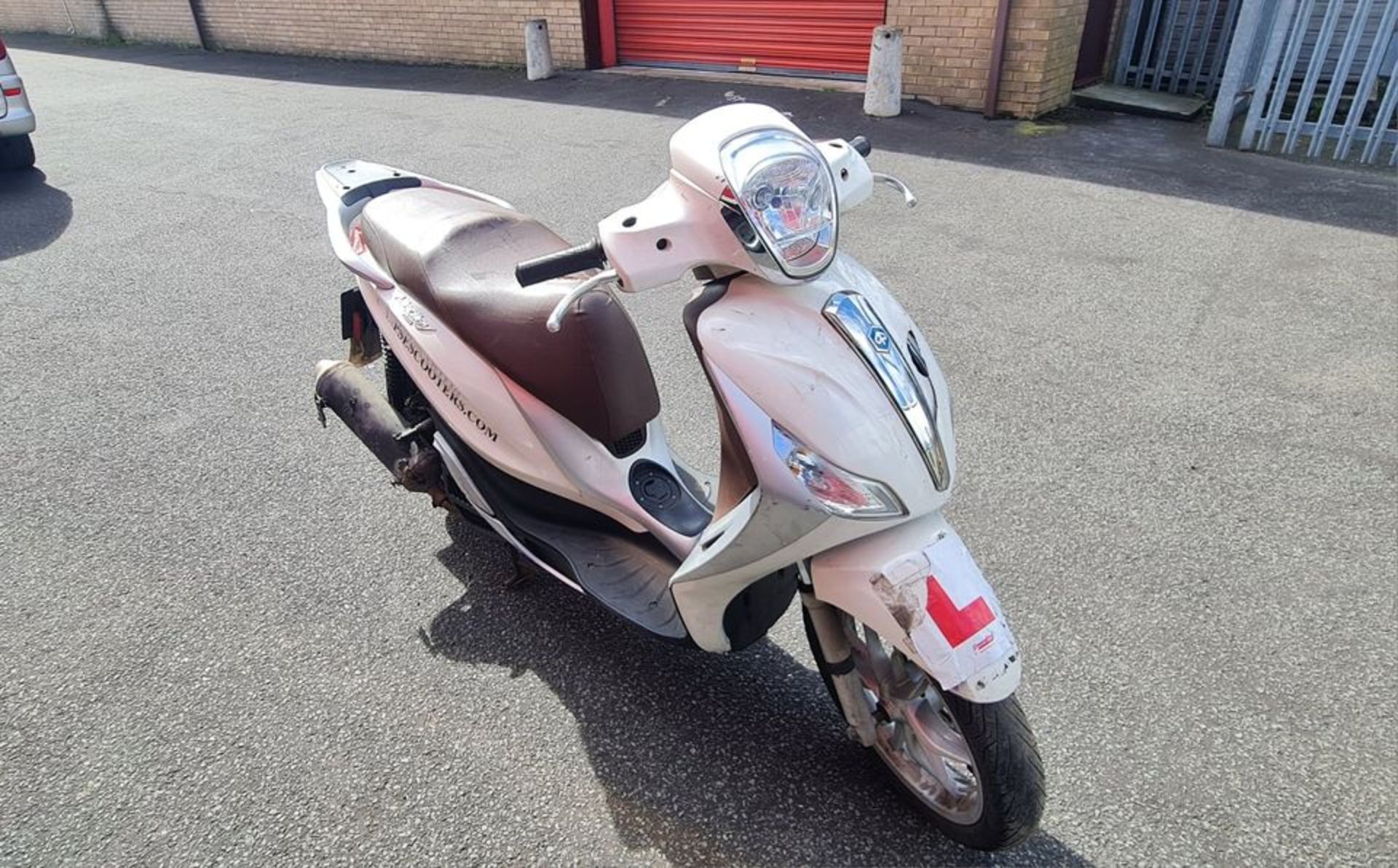 2016 Piaggio Medley 125 Scooter - Missing Key - Image 13 of 13