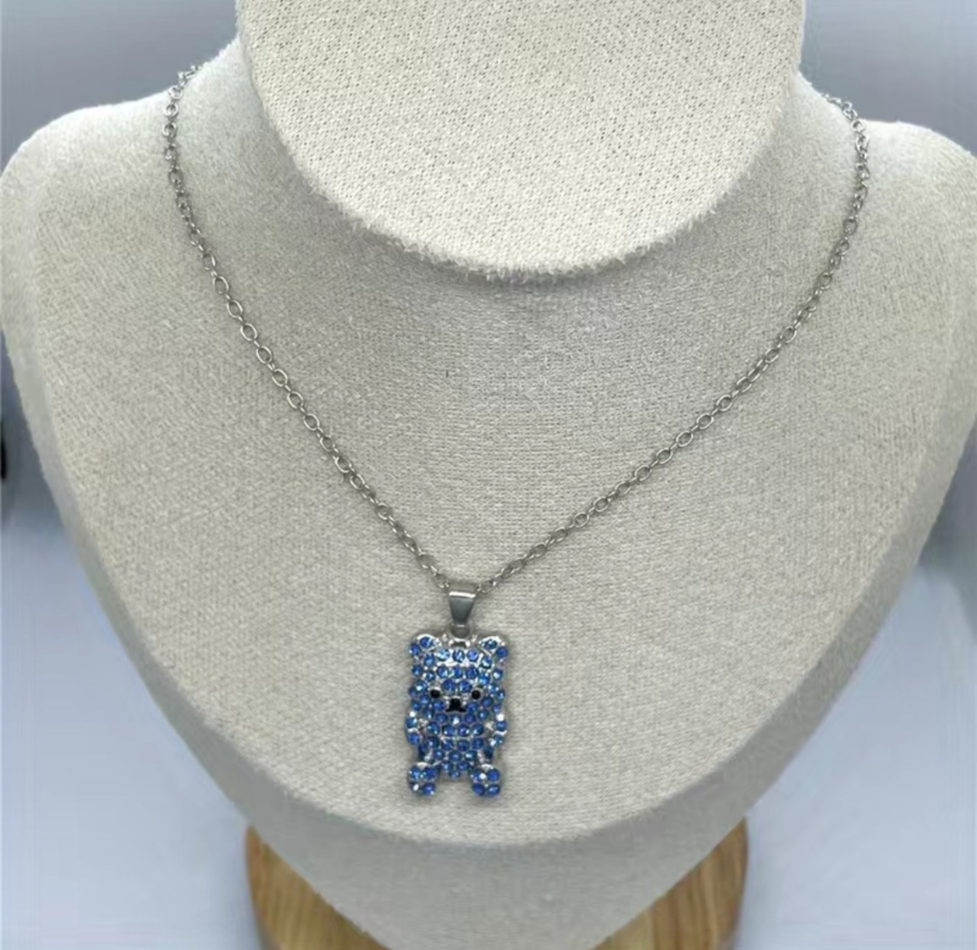 New! Exquisite Blue Rhinestone Bear Pendant - Image 5 of 6