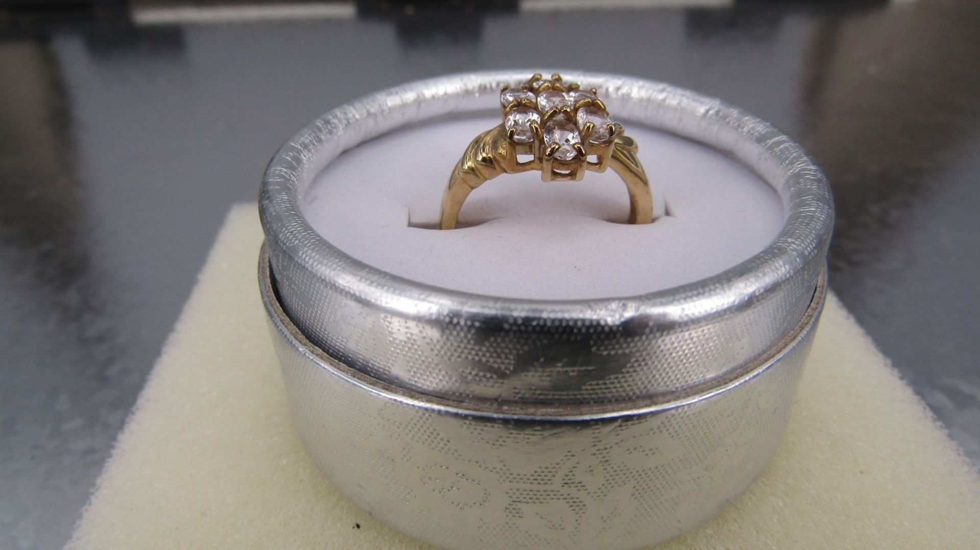 Semi Precious 9ct Gold Morganite Ring - Image 3 of 5
