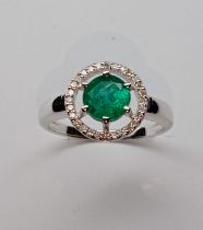 Beautiful Natural Emerald Ring With Natural Diamonds and 18k Gold