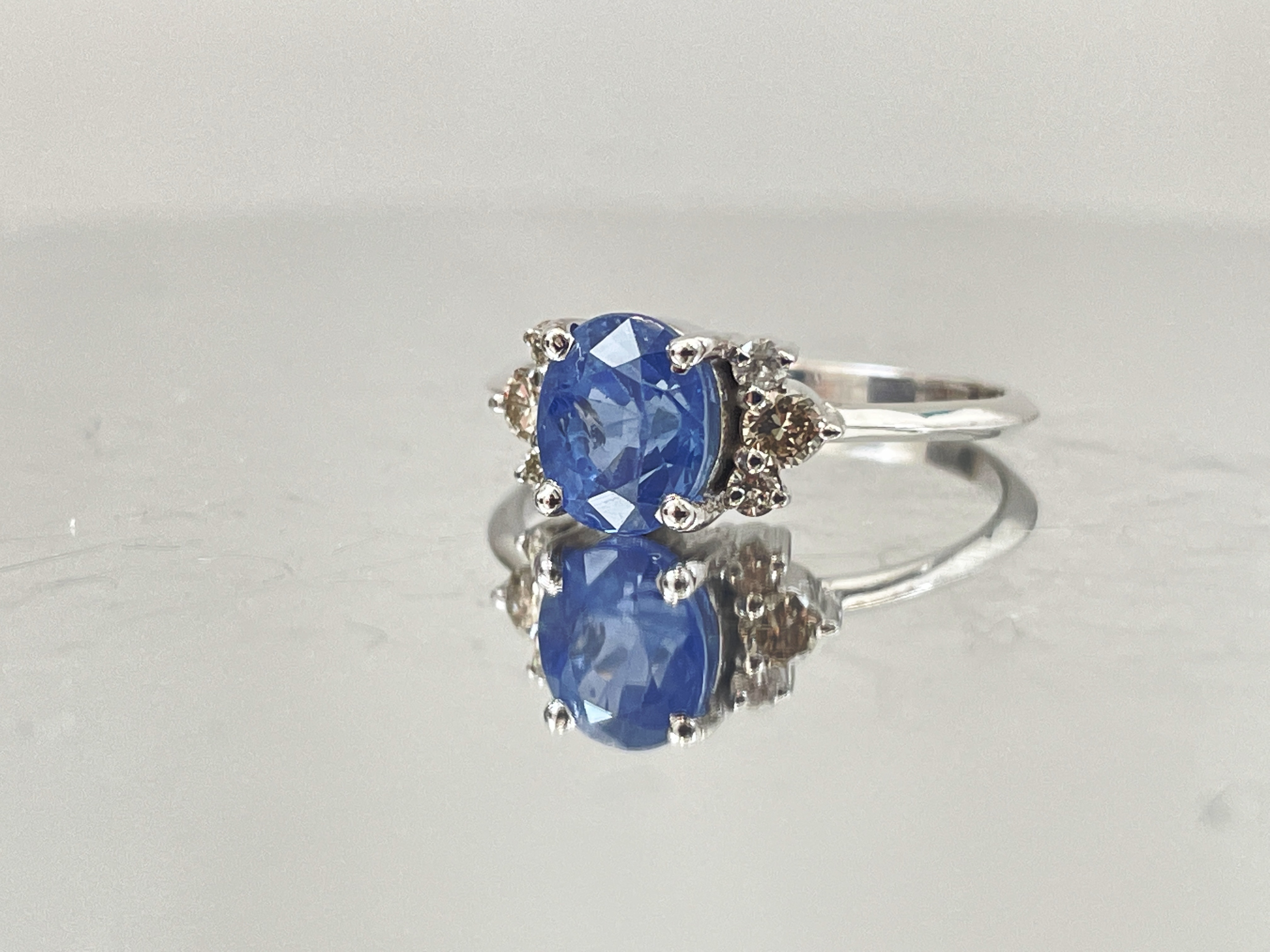 Beautiful 1.79 CT Natural Ceylon Blue Sapphire Diamonds & 18k Gold - Image 6 of 7