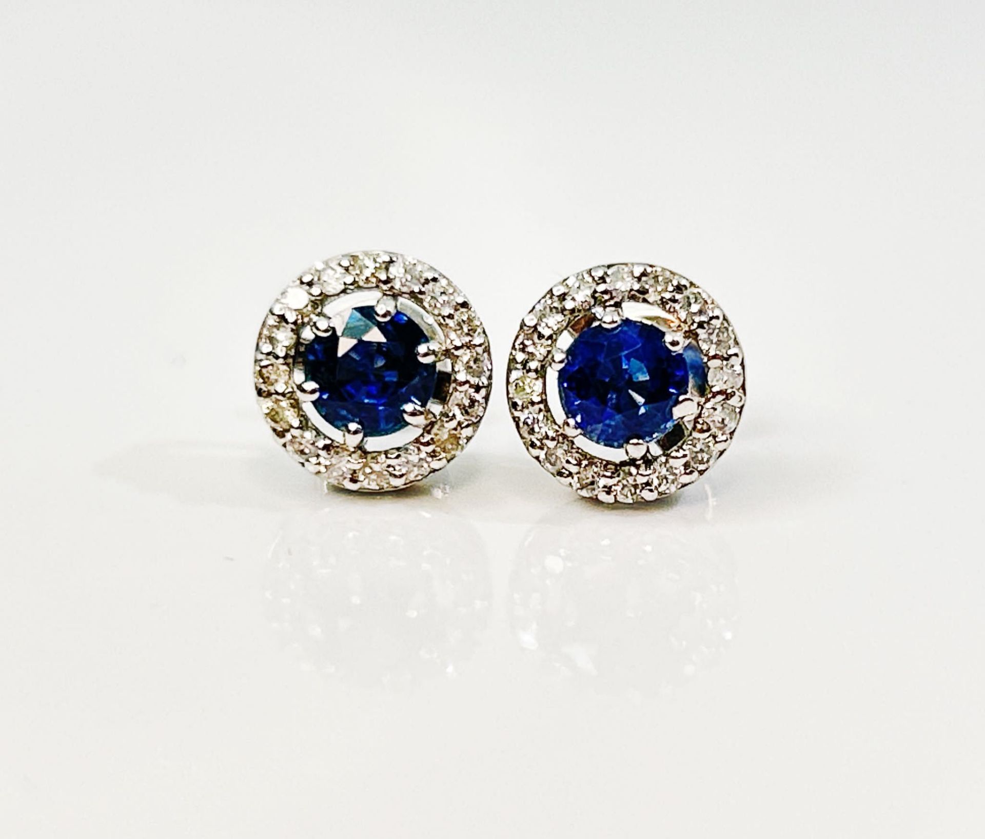 Beautiful Natural Unheated Blue Sapphire Earrings With Diamonds & Platinum