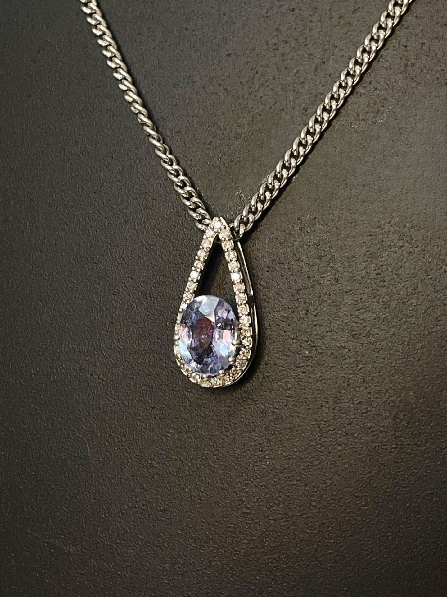 Beautiful 1.59 CT Unheated Ceylon Blue Sapphire Diamonds & Platinum Pendant - Image 2 of 5