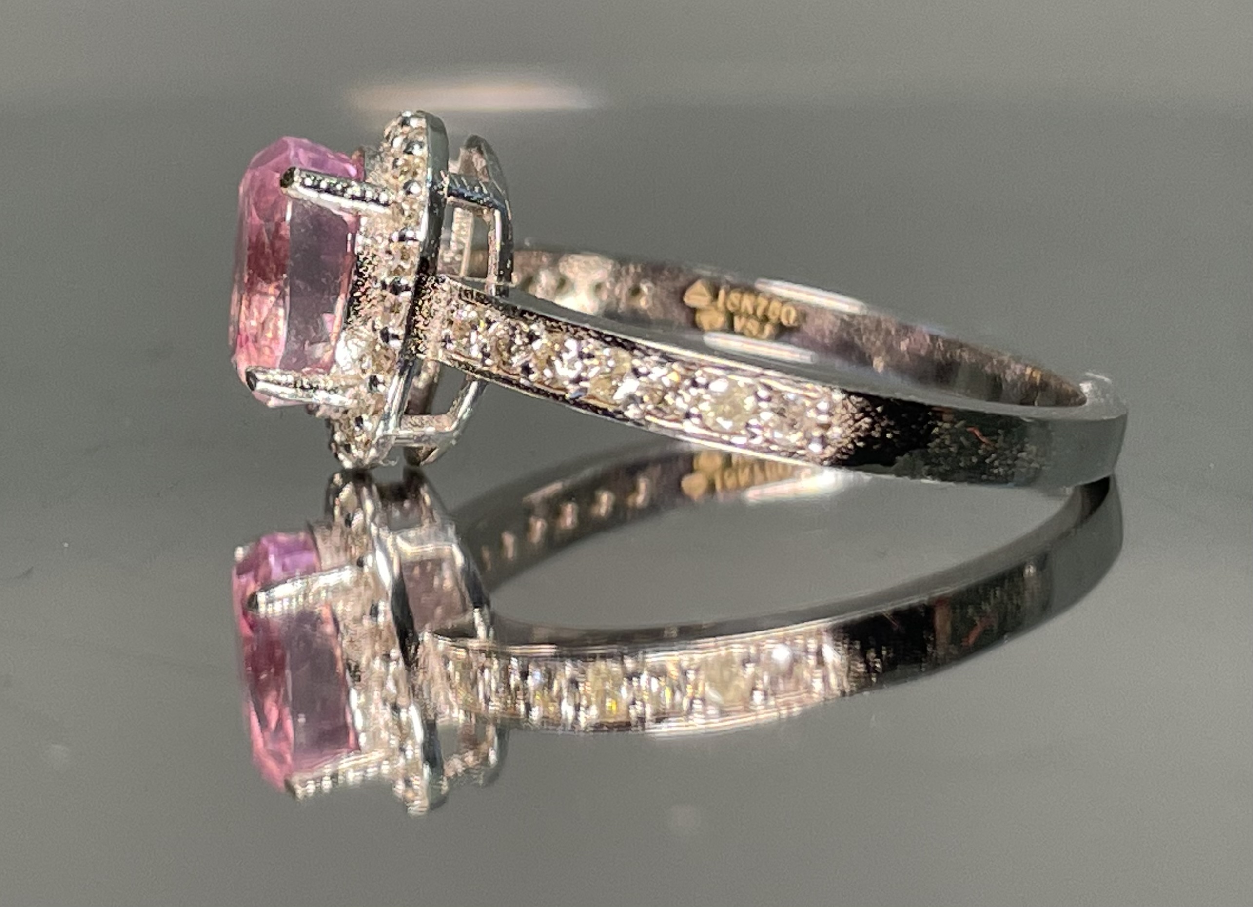 Beautiful Unheated/Untreated Ceylon Pink Sapphire With Diamonds & 18k White Gold - Image 2 of 7