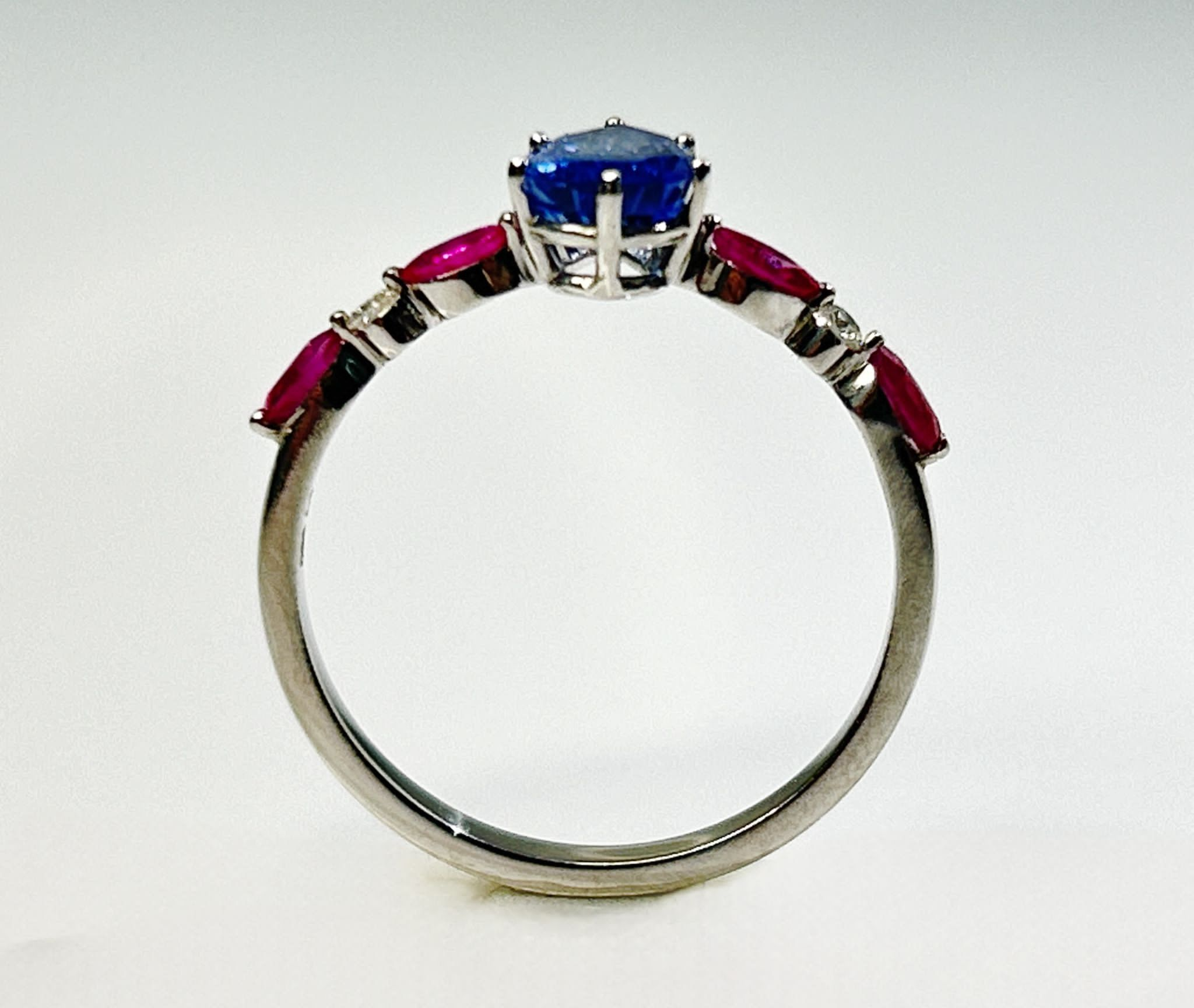 Beautiful 1.06 CT Unheated Burma Blue Sapphire ,Ruby Diamonds & Platinum - Image 4 of 6