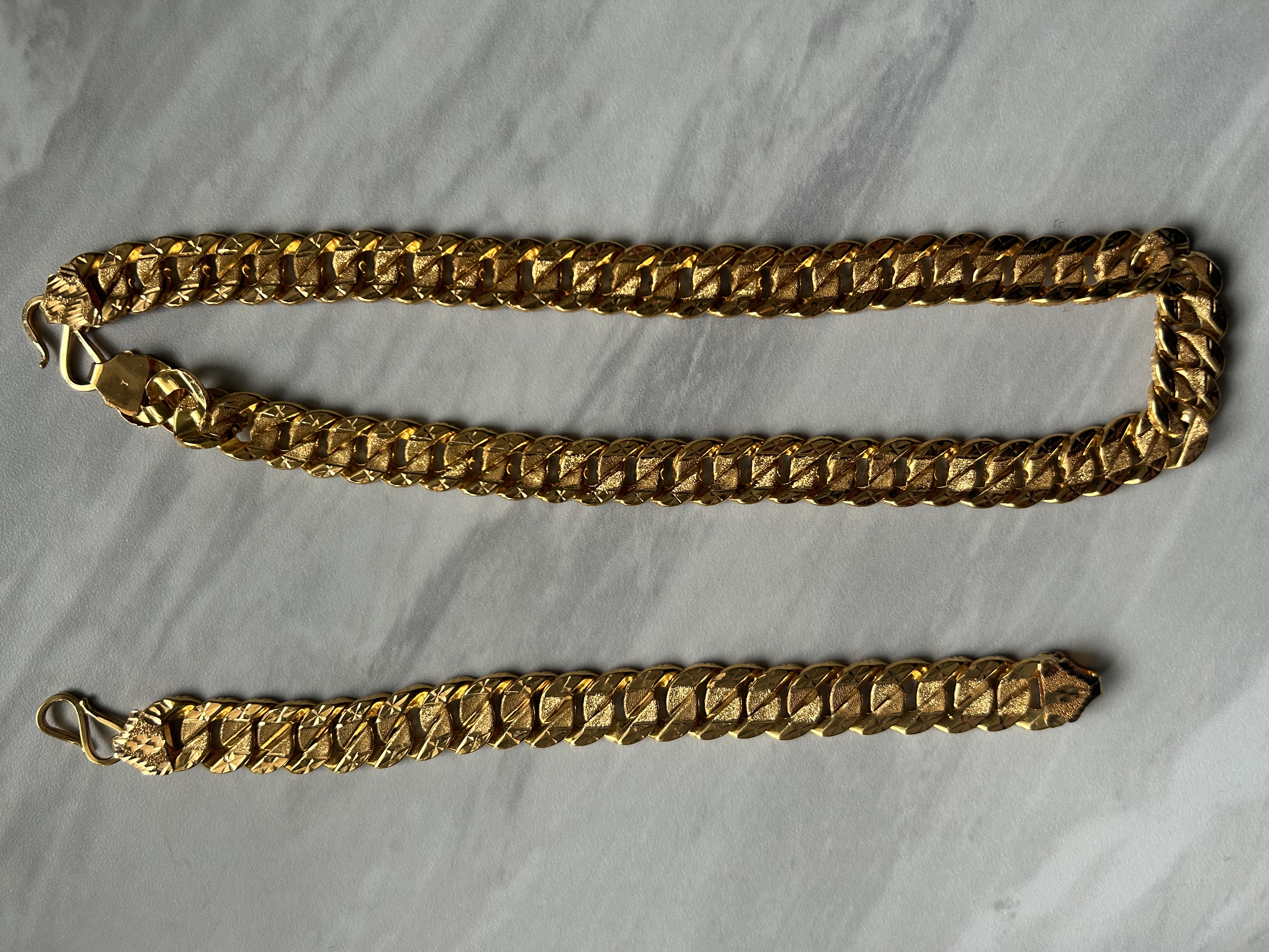 Men’s Gold Chain and Bracelet 22k Gold - Image 2 of 5