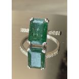 Beautiful 3.46 Carats Natural Emerald Ring Natural Diamonds & 18k Gold