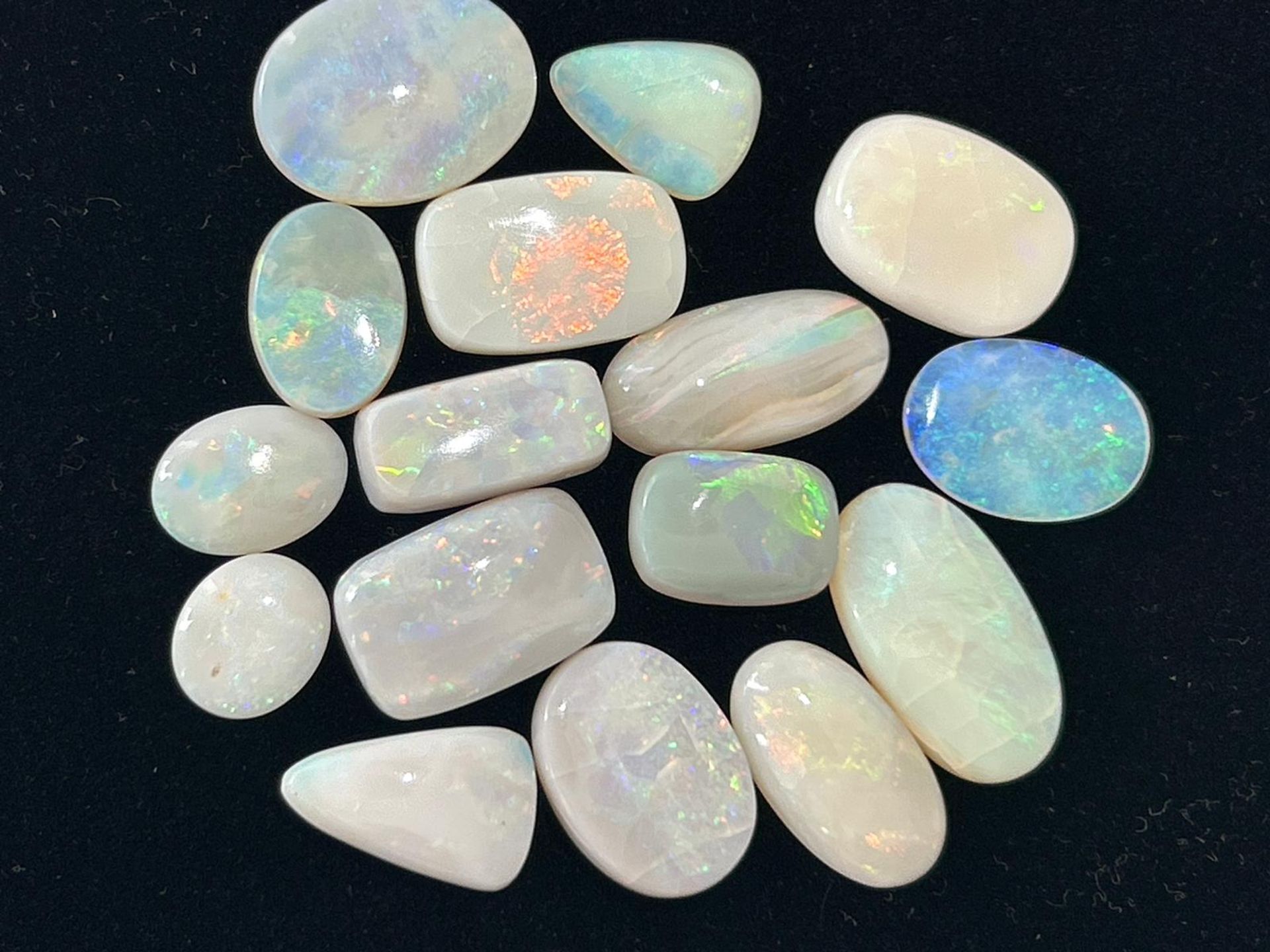 Australian Opal 145ct - Image 3 of 7