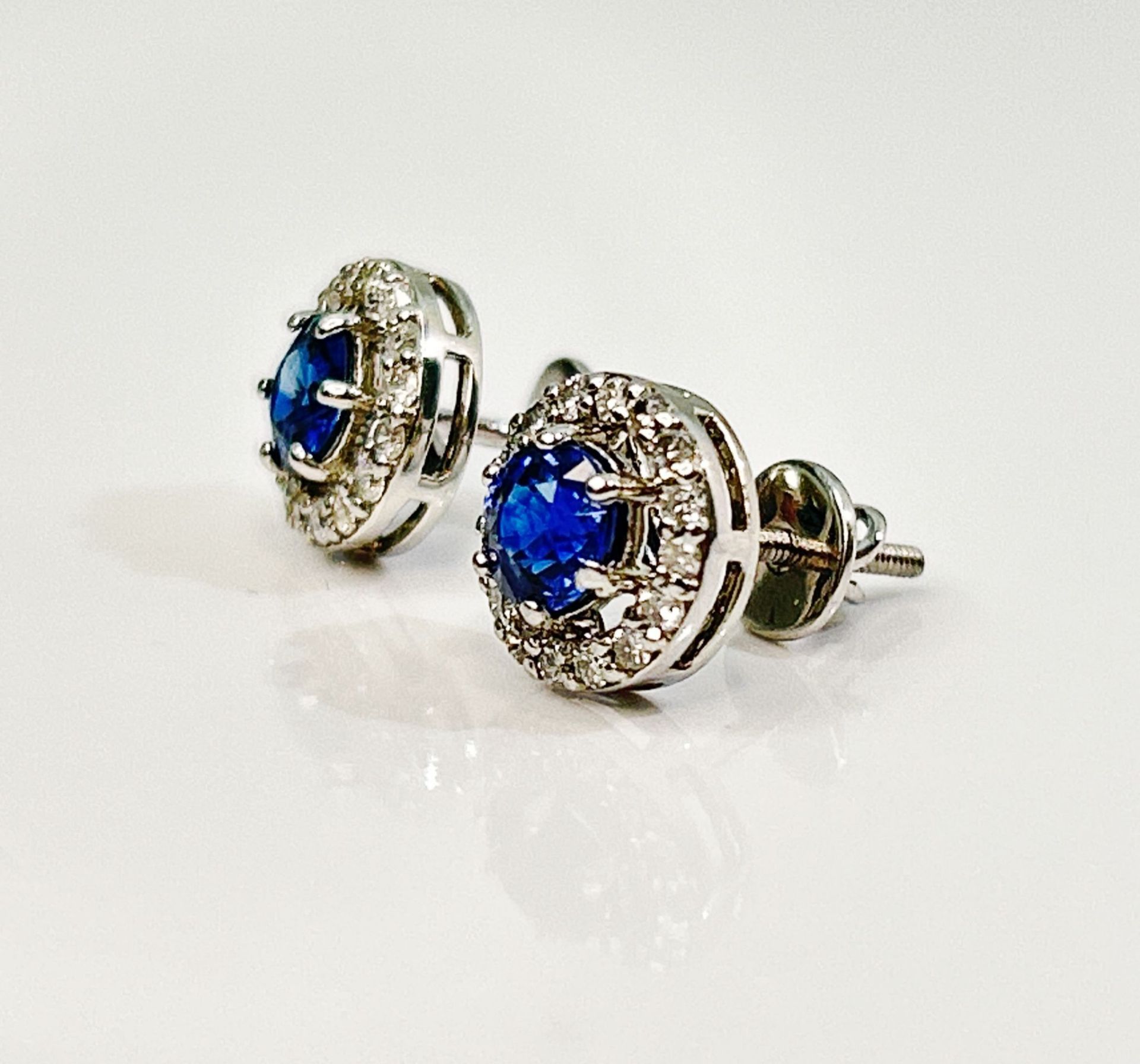 Beautiful Natural Unheated Blue Sapphire Earrings With Diamonds & Platinum - Image 5 of 6
