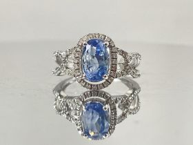 Beautiful 3.16 CT Natural Ceylon Cornflour Blue Sapphire Diamonds & 18k Gold