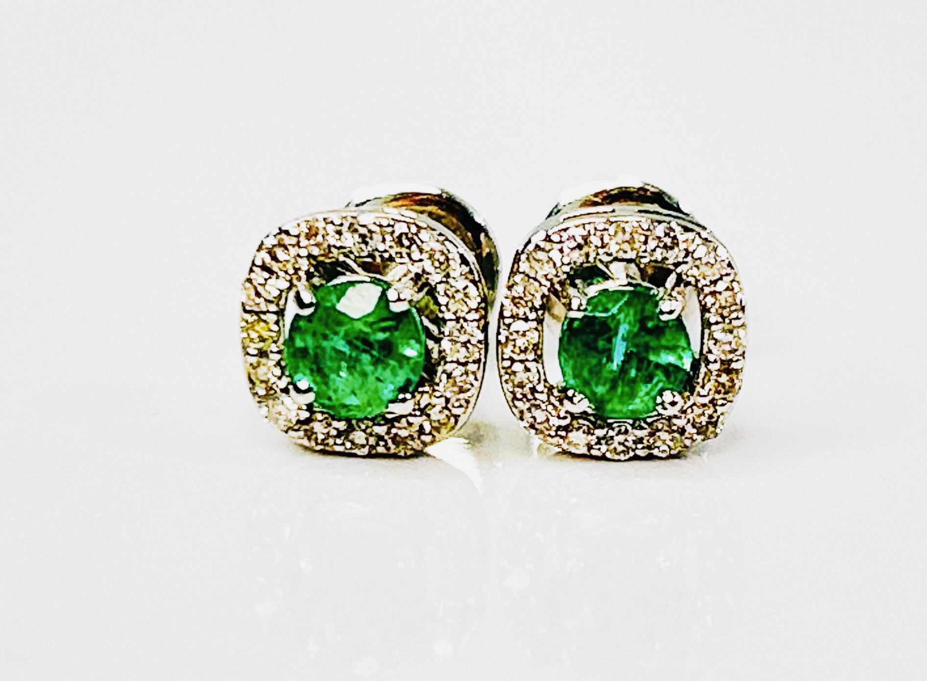 Beautiful Natural Emerald Halo Set Stud Earrings With Diamonds In Platinum 950
