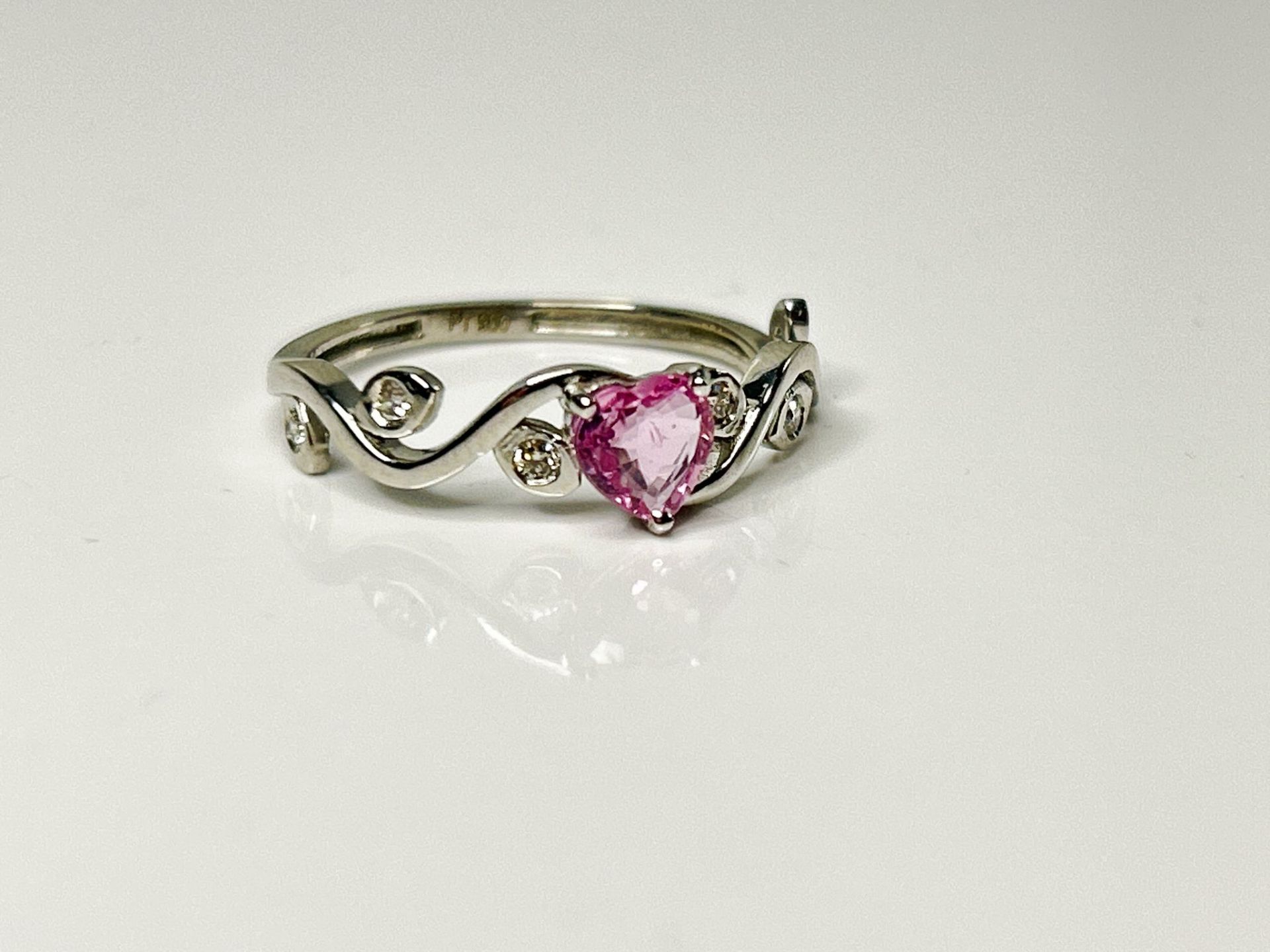 Beautiful Heart Shape Unheated Ceylon Pink Sapphire Diamonds & Platinum - Image 7 of 8