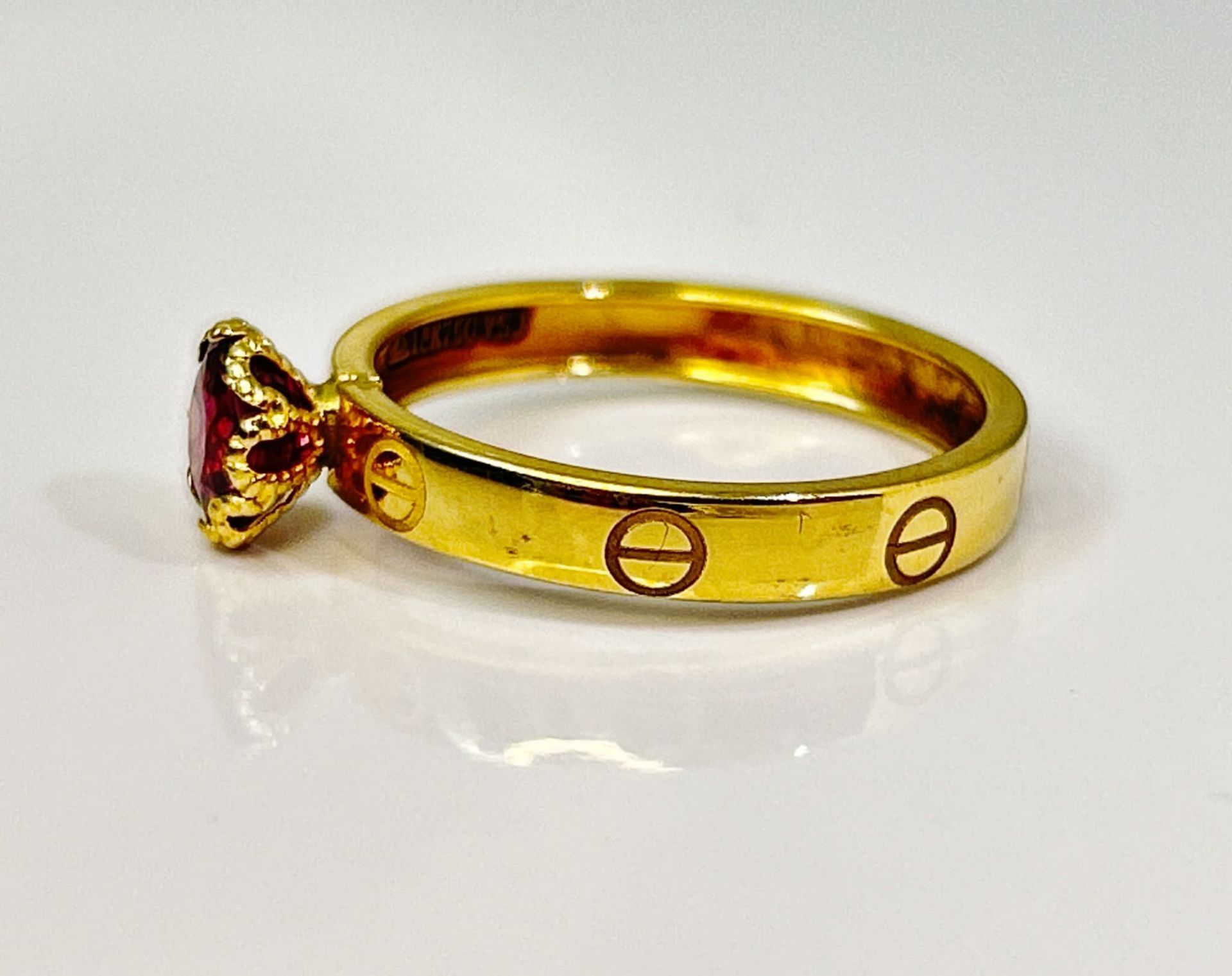 Beautiful Natural Spinel Ring & 18k Yellow Gold - Image 4 of 6