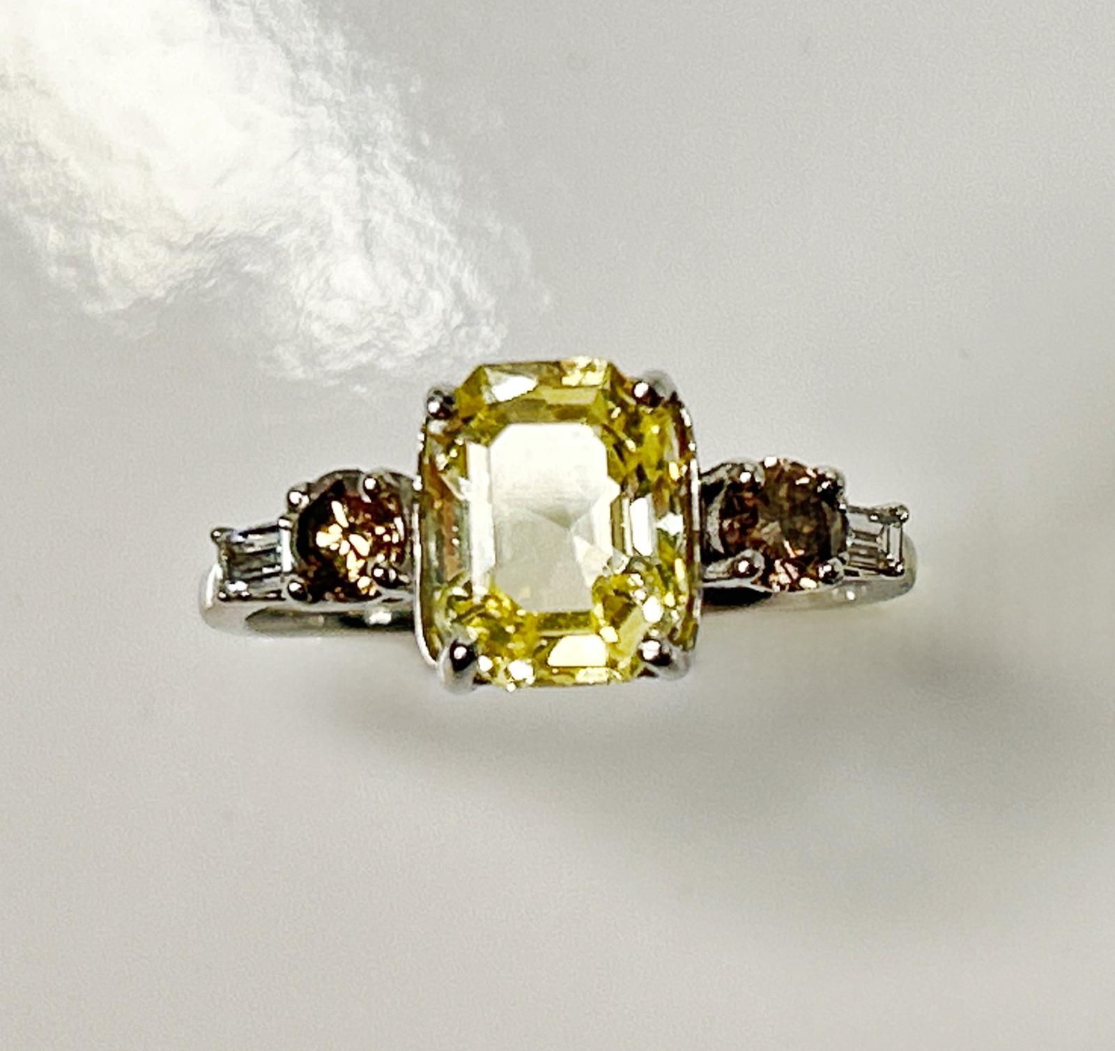 Beautiful Unheated Untreated Natural Ceylon yellow Sapphire Diamonds & Platinum - Image 4 of 6