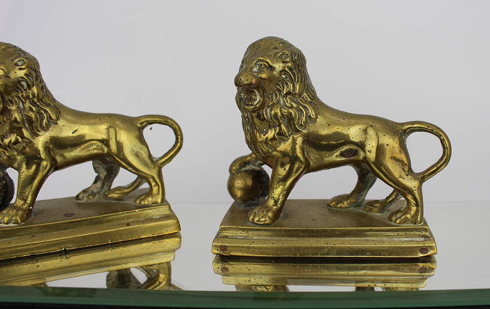 Pair of Vintage Bronze Lion Paperweights - Image 2 of 4