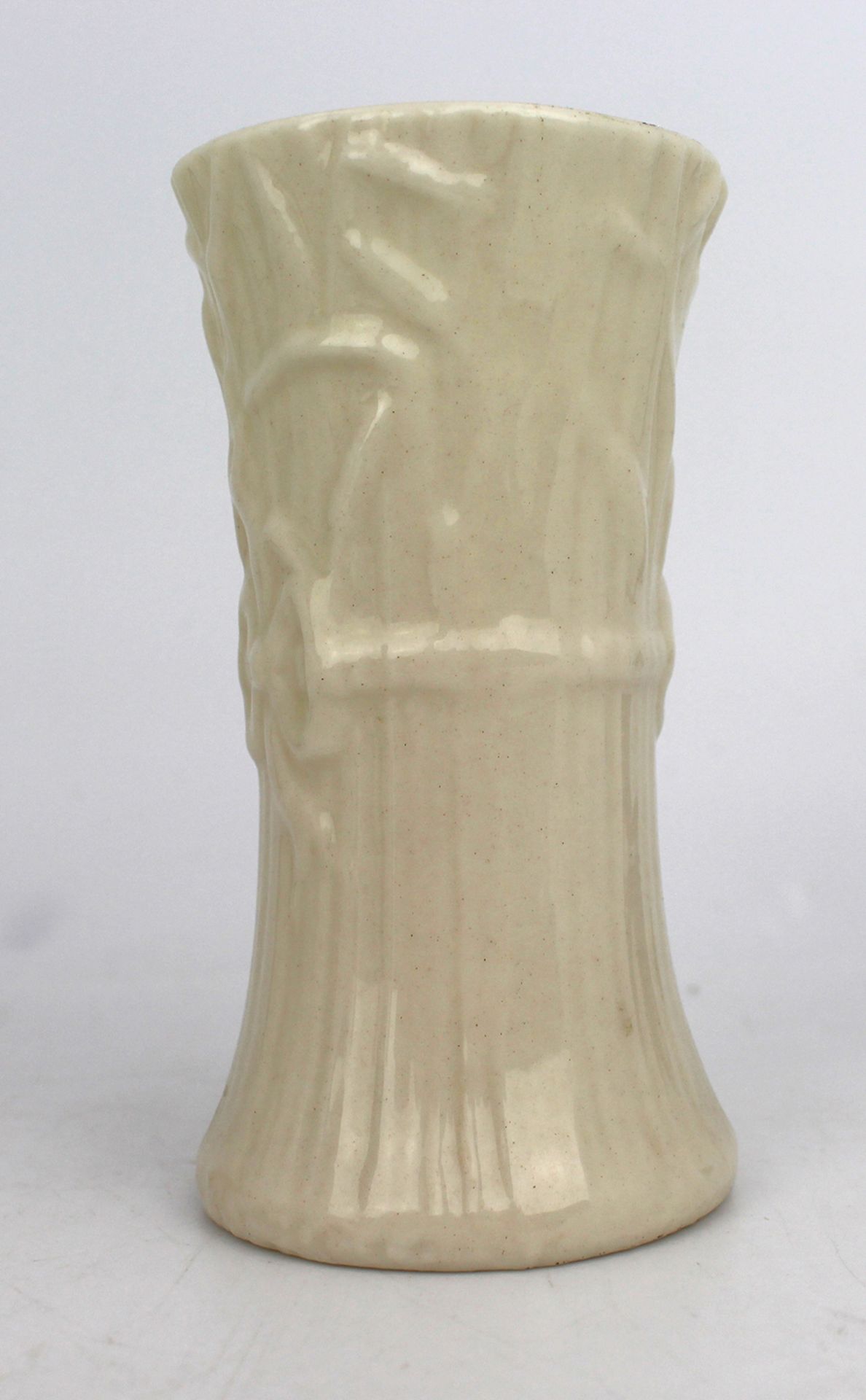 Small Irish Belleek Vase c.1970 - Image 2 of 4