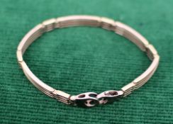 Good Quality Modern 9ct White Gold Bracelet