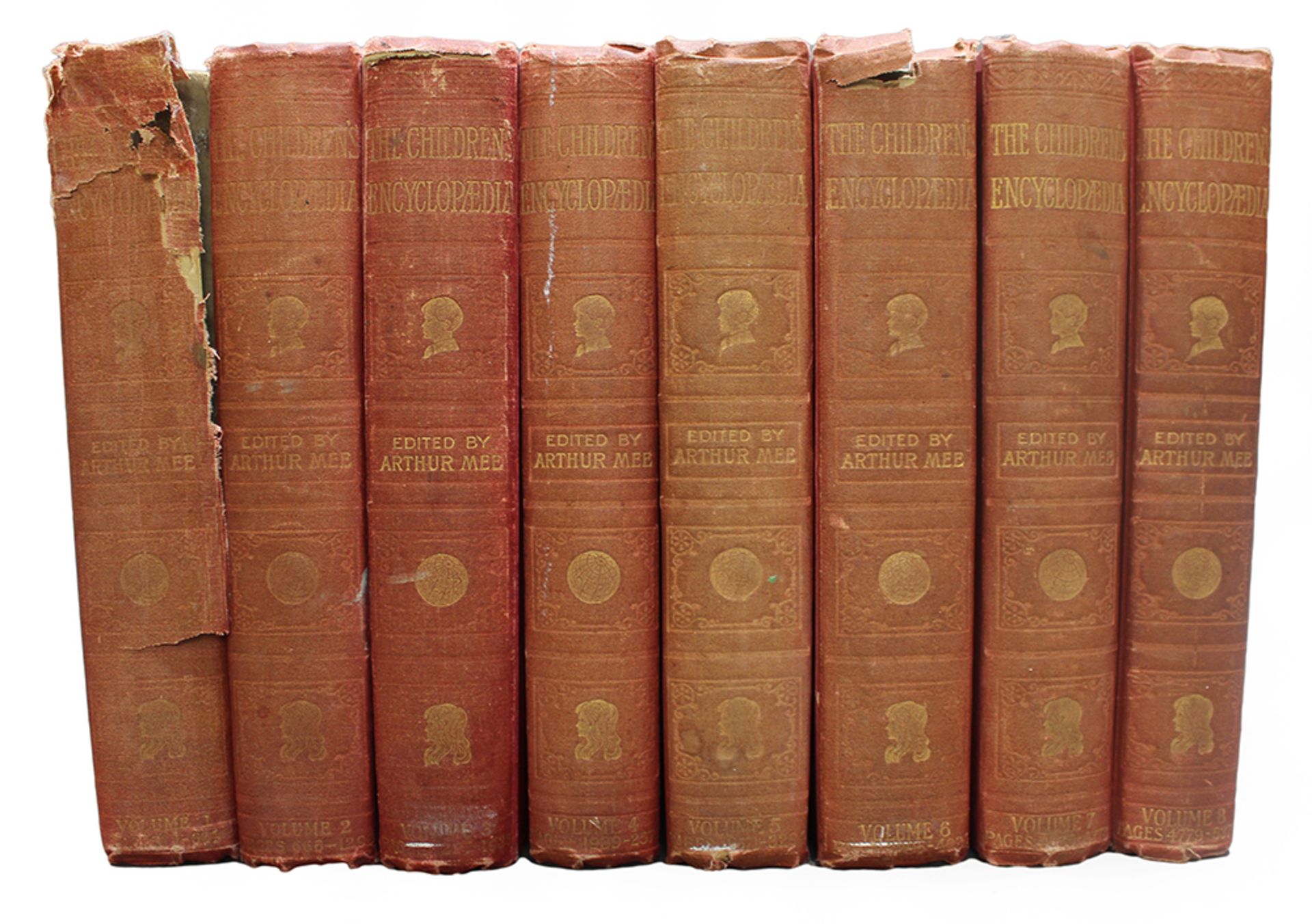 The Children's Encyclopaedia Edited by Arthur Mee 8 Volumes