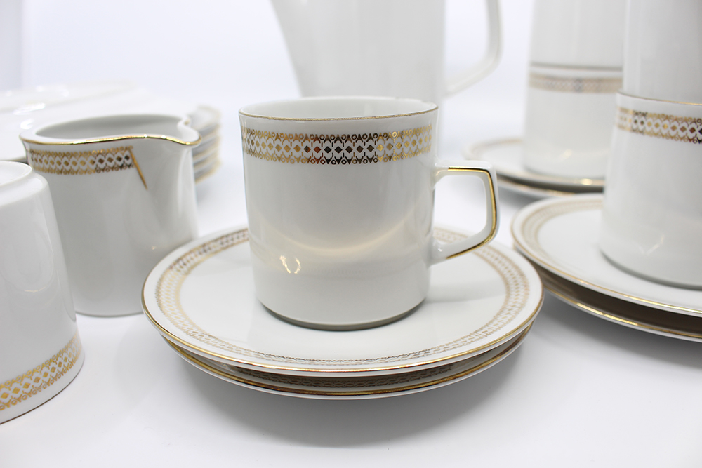 23 Piece Winterling Bavaria White & Gold Porcelain Coffee Service - Image 7 of 8