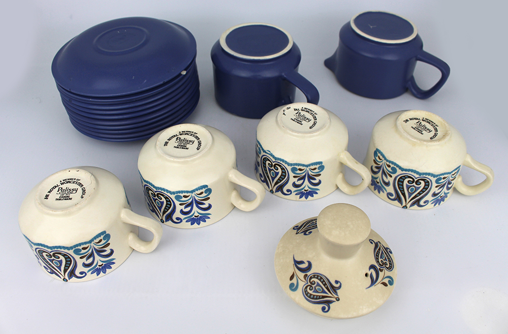 Royal Worcester Palissy Part Tea Service - Image 3 of 3