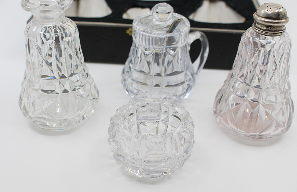 Cased John Walsh Crystal & Silver Cruet Set 1925 - Image 5 of 9