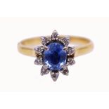 Cornflower Blue Sapphire & Diamond 18 ct. Cluster Ring