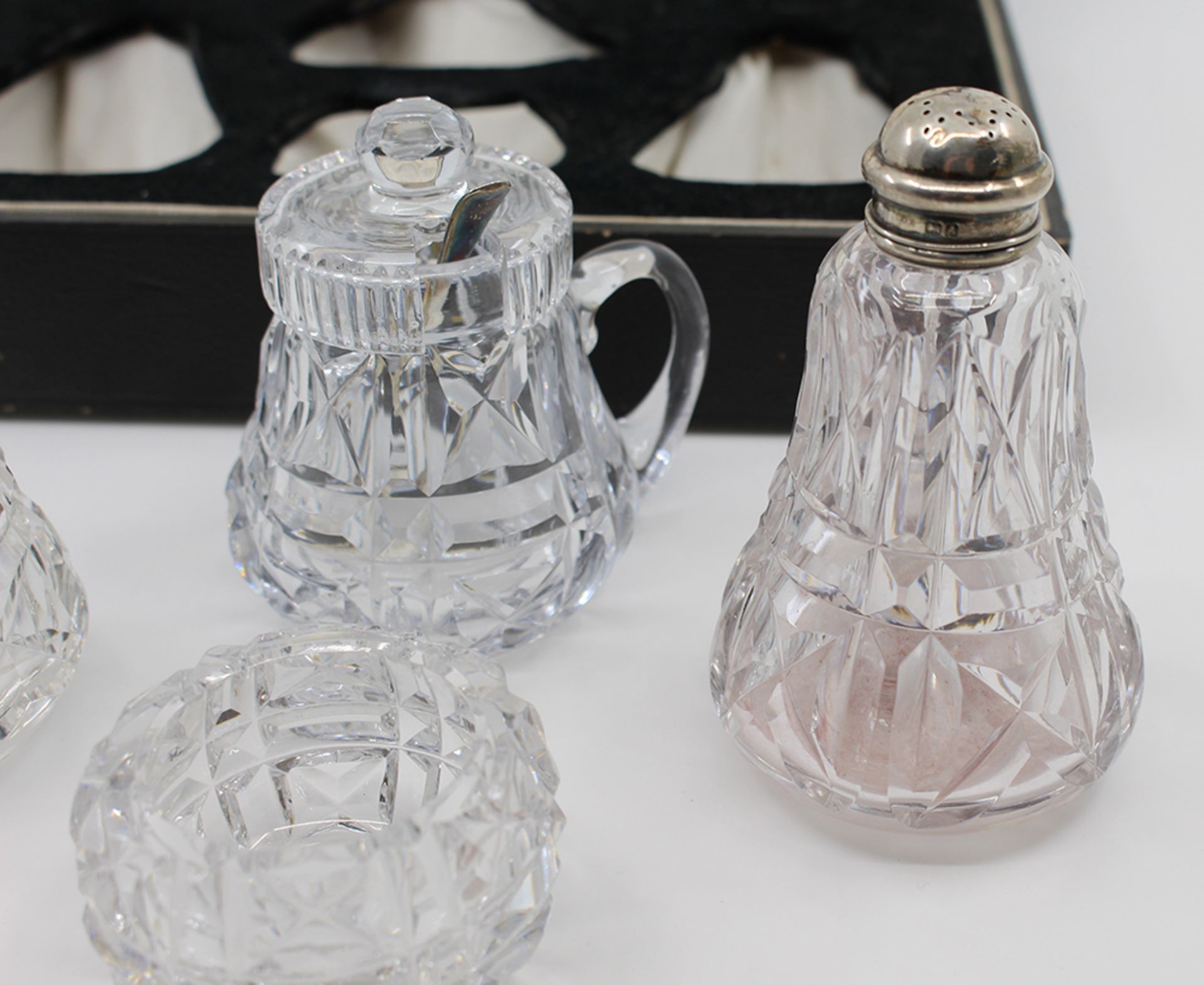 Cased John Walsh Crystal & Silver Cruet Set 1925 - Image 6 of 9