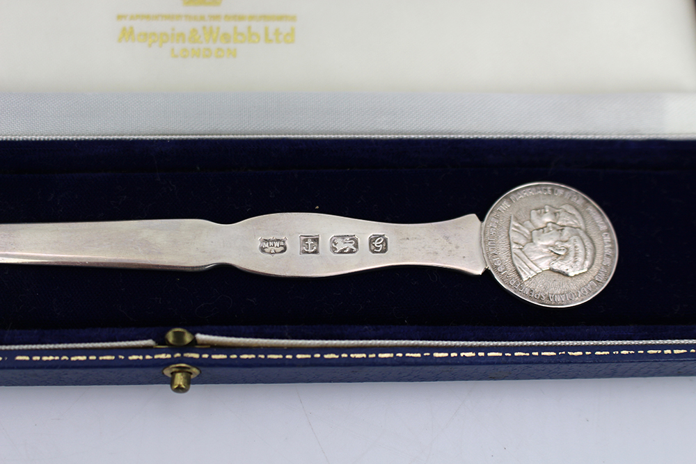 Mappin & Webb Solid Silver Royal Wedding Letter Opener Cased - Image 2 of 6