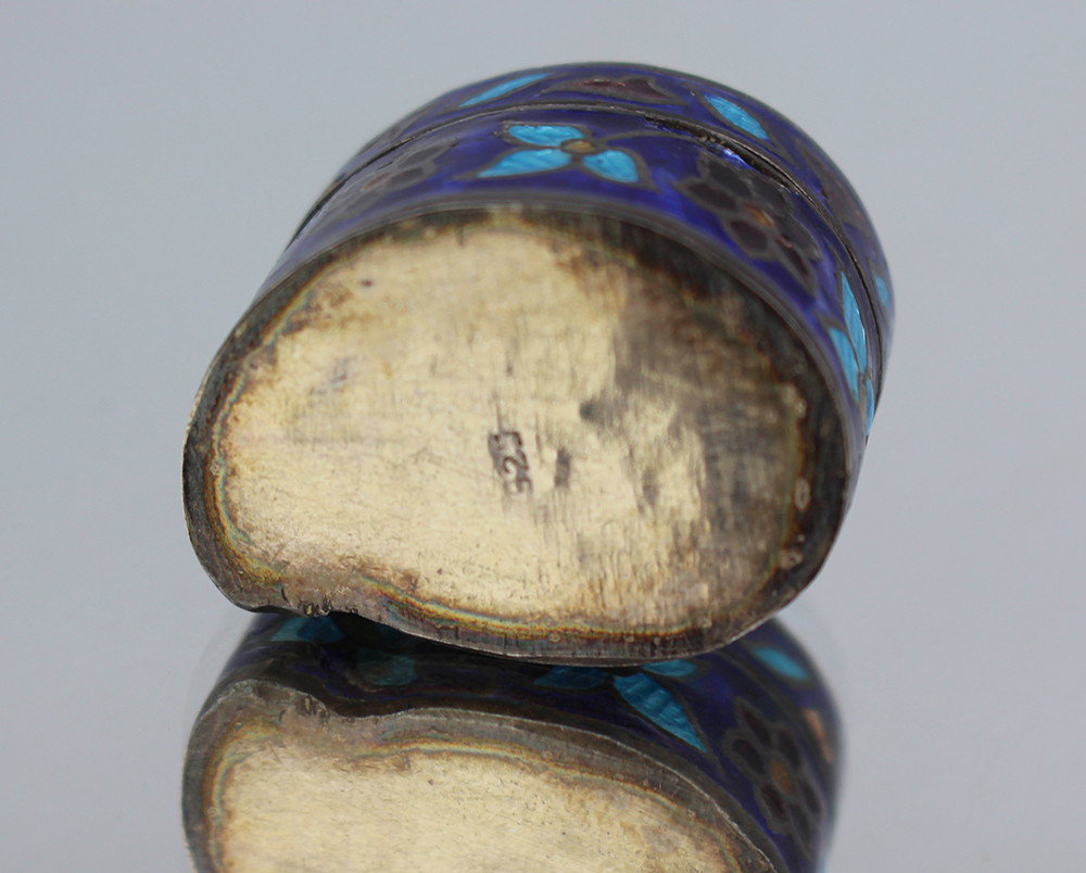 Fine Cloisonne Enamel Silver Pill Box - Image 3 of 6