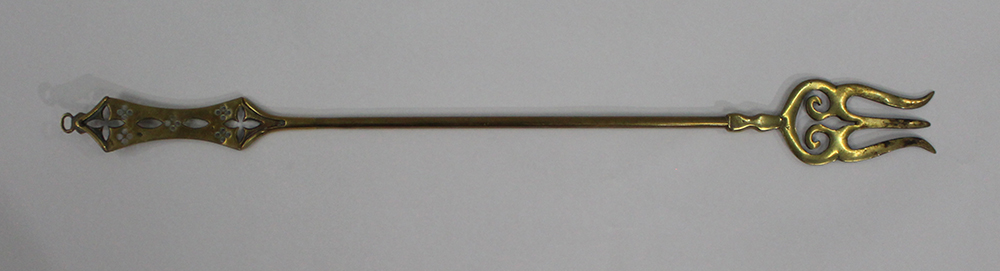 Antique Toasting Fork - Image 2 of 2