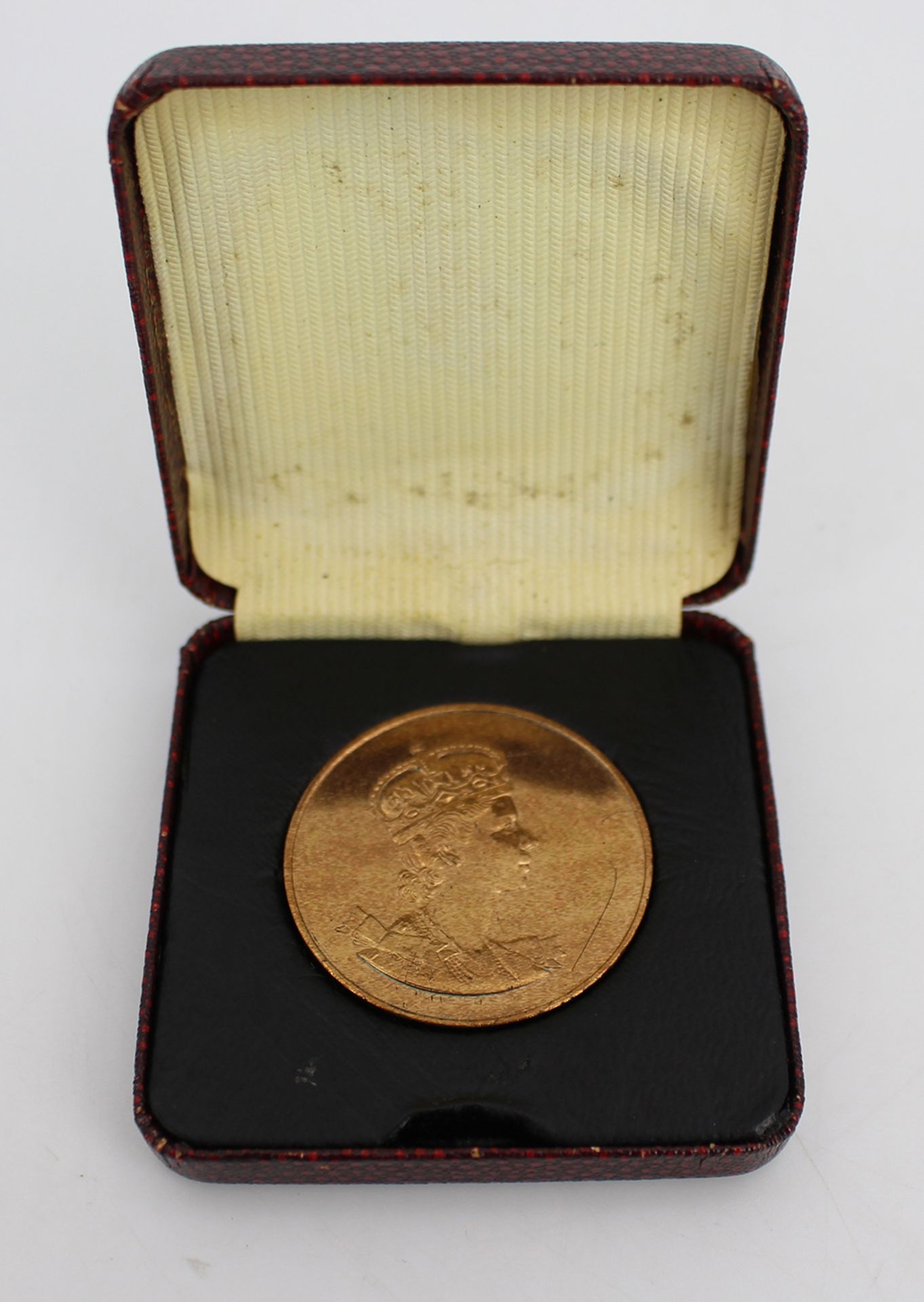 Elizabeth II 1953 Coronoation Cased Medallion