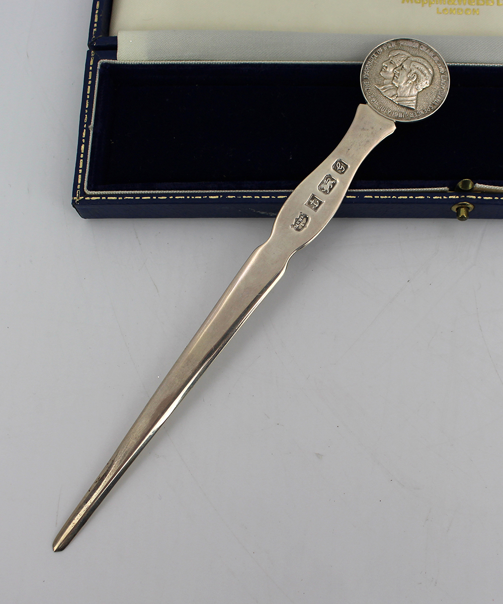 Mappin & Webb Solid Silver Royal Wedding Letter Opener Cased - Image 5 of 6