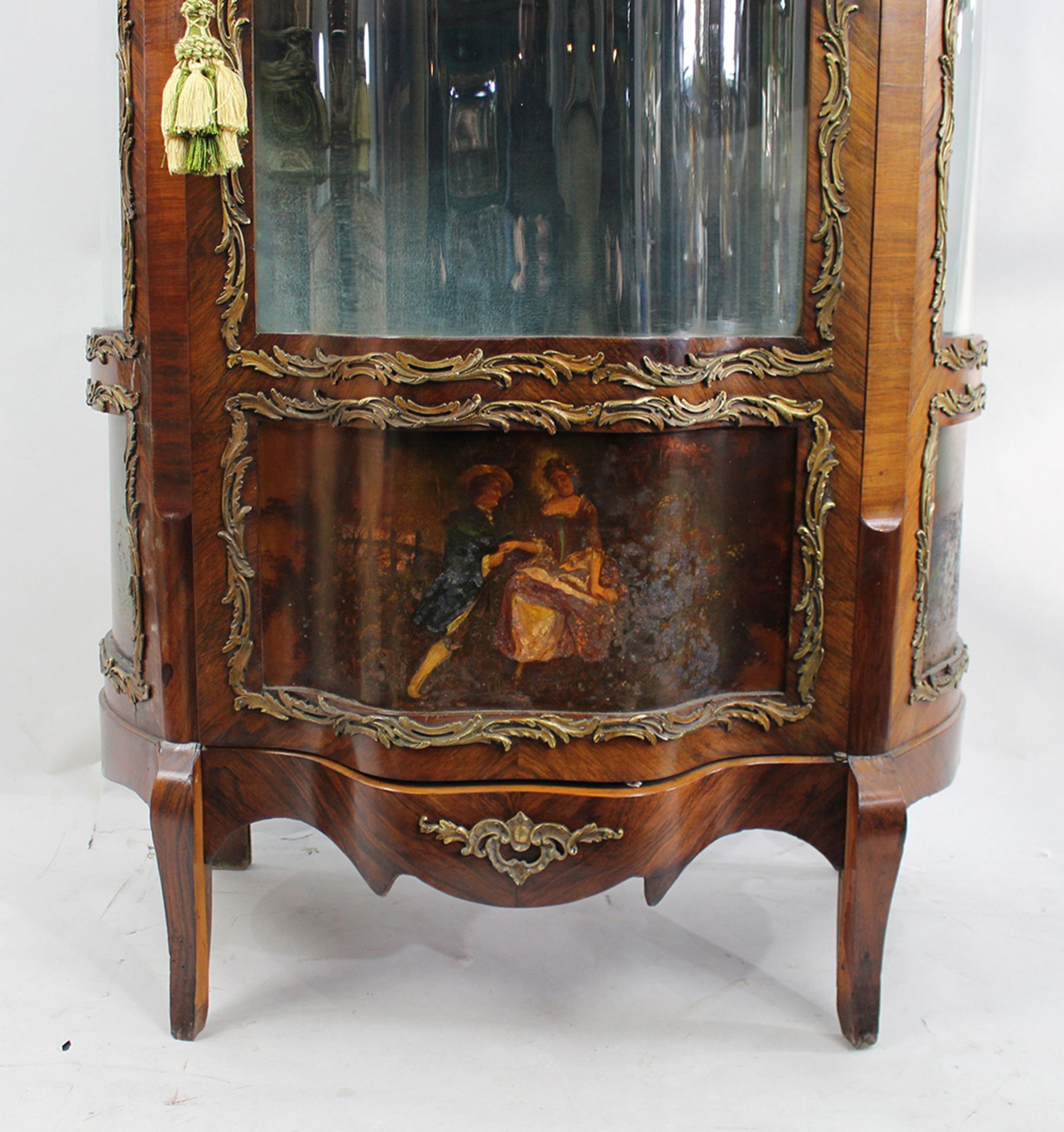Antique French Serpentine Vernis Martin Display Cabinet - Image 12 of 12