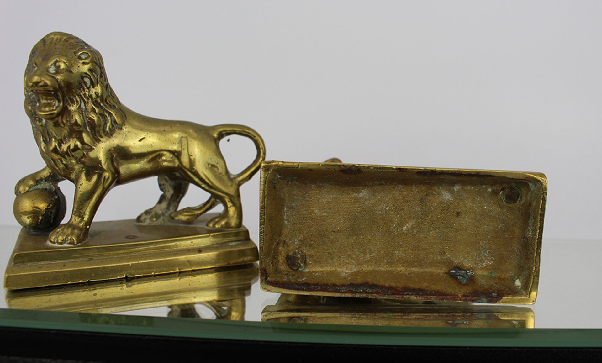 Pair of Vintage Bronze Lion Paperweights - Image 4 of 4