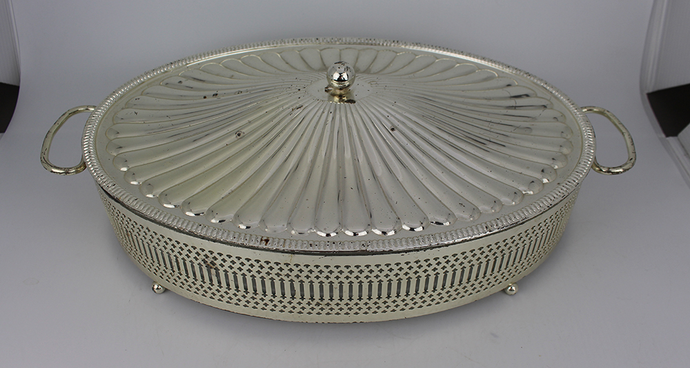 Vintage Silver Plated Lidded Serving Dish - Image 2 of 4