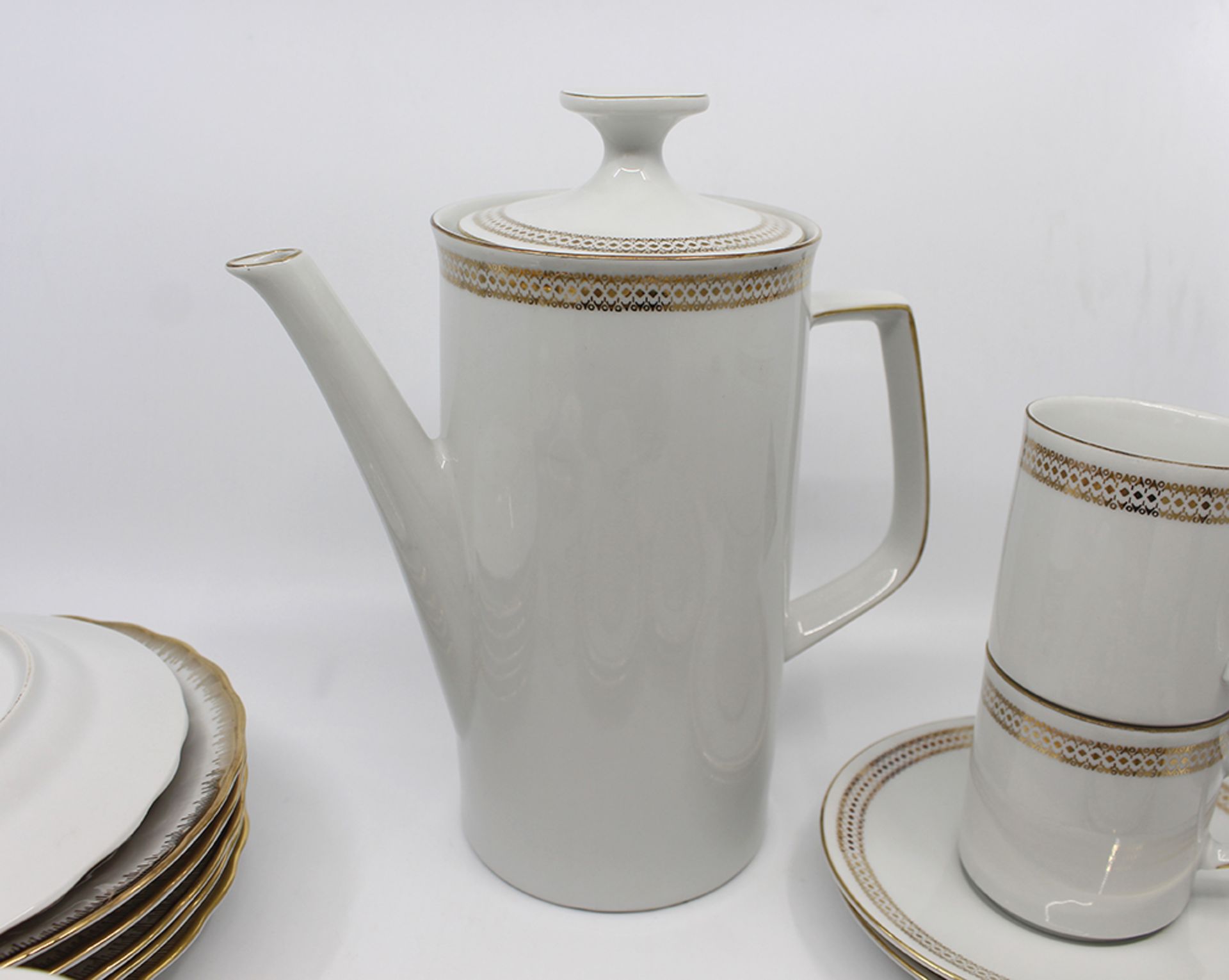 23 Piece Winterling Bavaria White & Gold Porcelain Coffee Service - Image 5 of 8