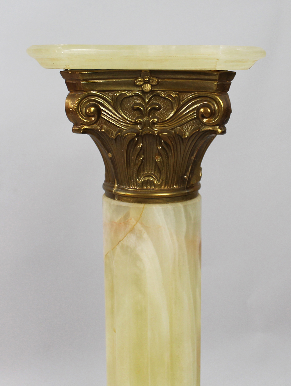 Onyx & Gilt Metal Column Pedestal - Image 3 of 5