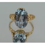 Vintage Aquamarine 18ct Gold Ring