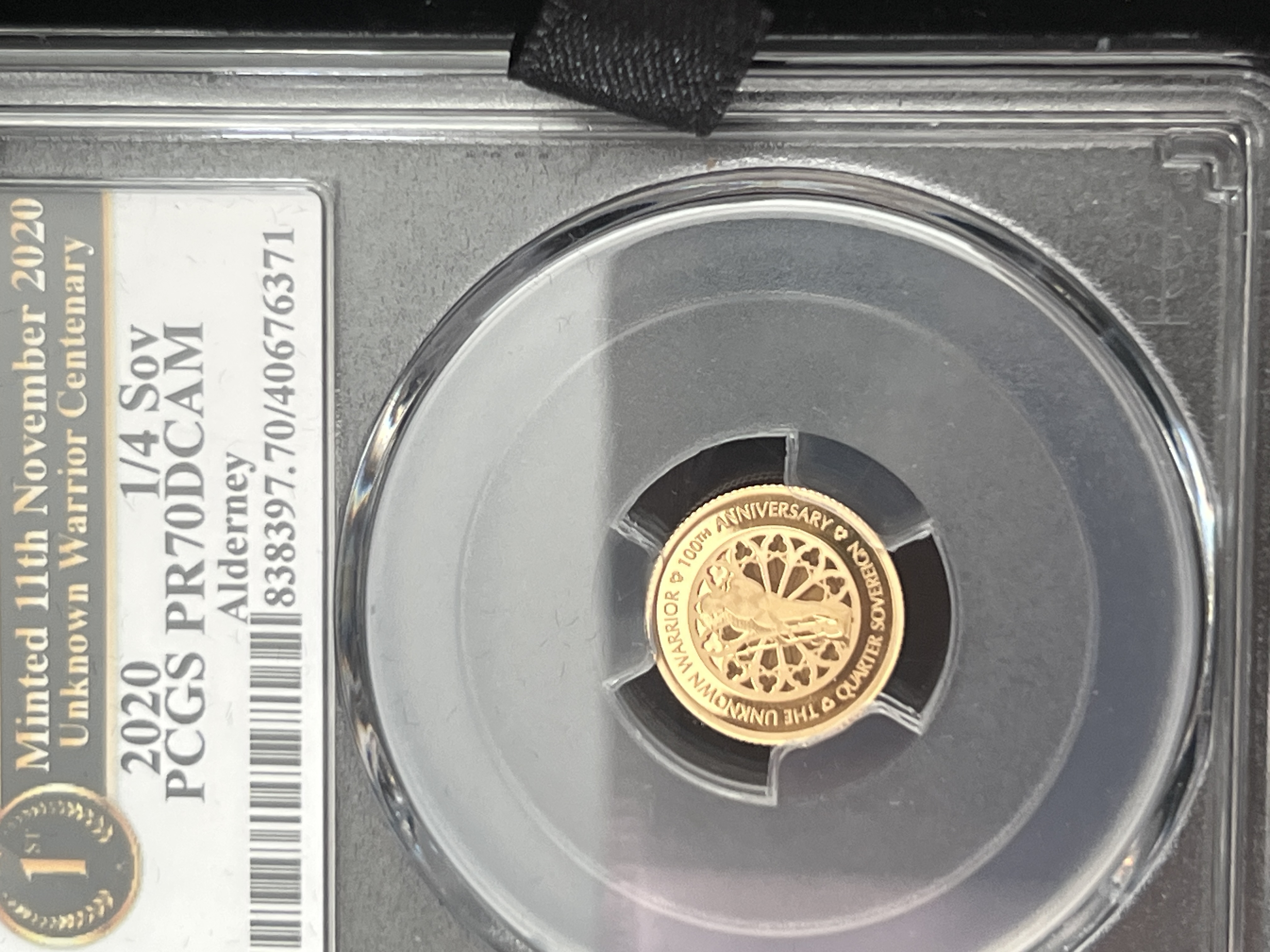 Gold Sovereign 100th Anniversary Set of The Unknown Warrior - Image 4 of 6