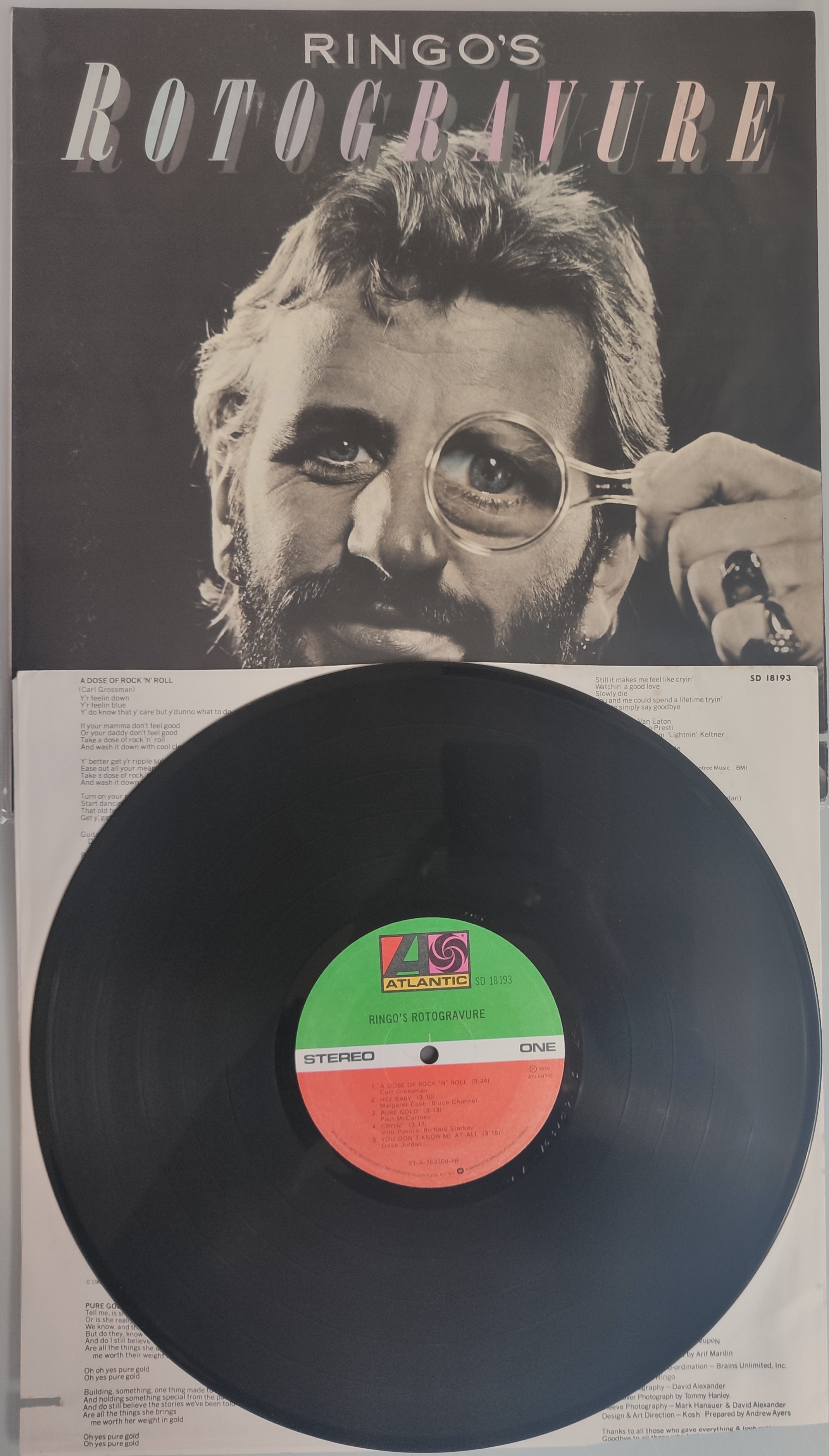 A Collection of 3 x Ringo Starr – Rotogravure Vinyl LP – 1976 UK Pressing and US First Pressings. - Image 4 of 5
