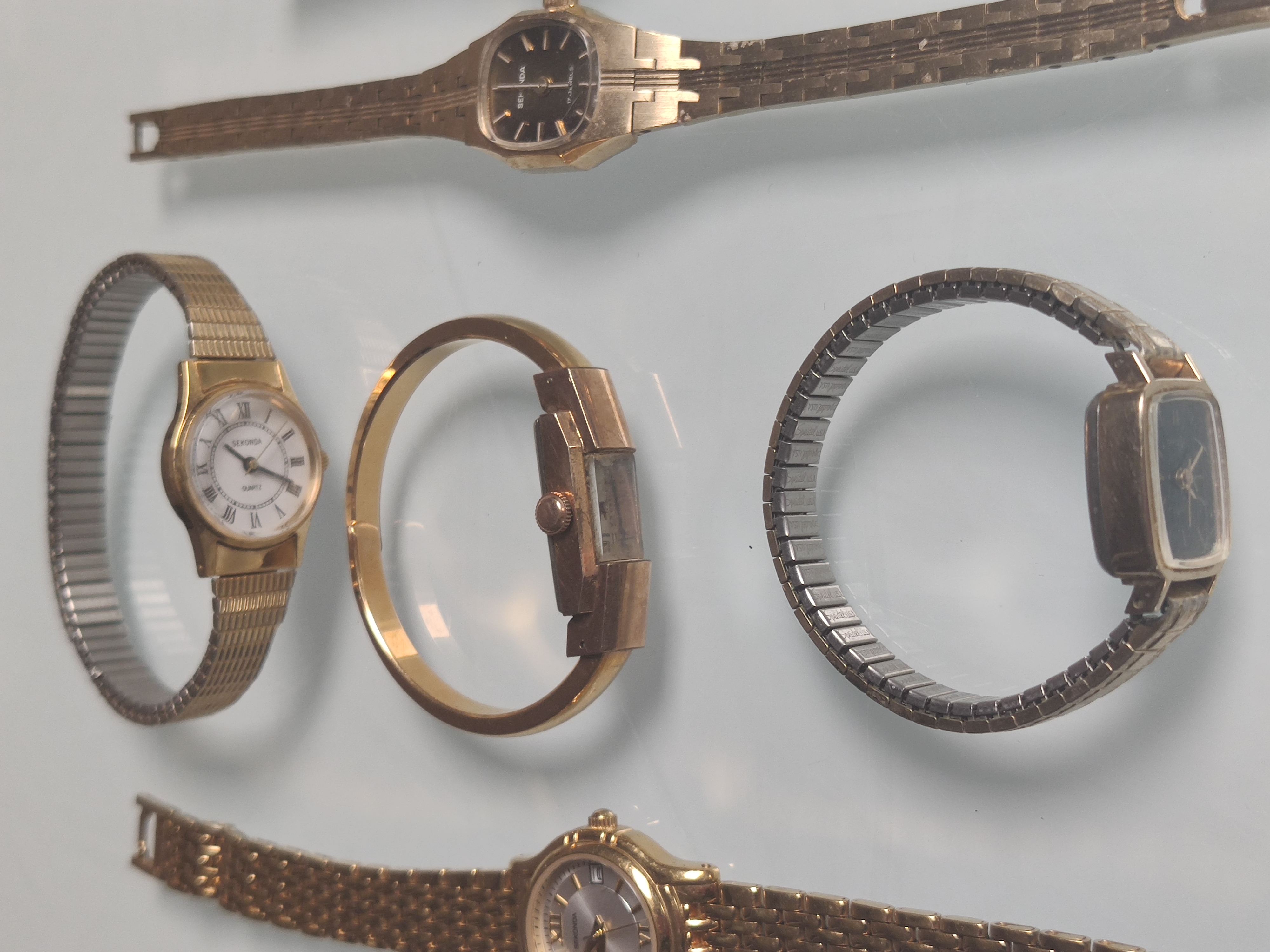 A Collection of 6 x Ladies Watches. Sekonda – Accurist – Mondaine Etc. - Image 2 of 4