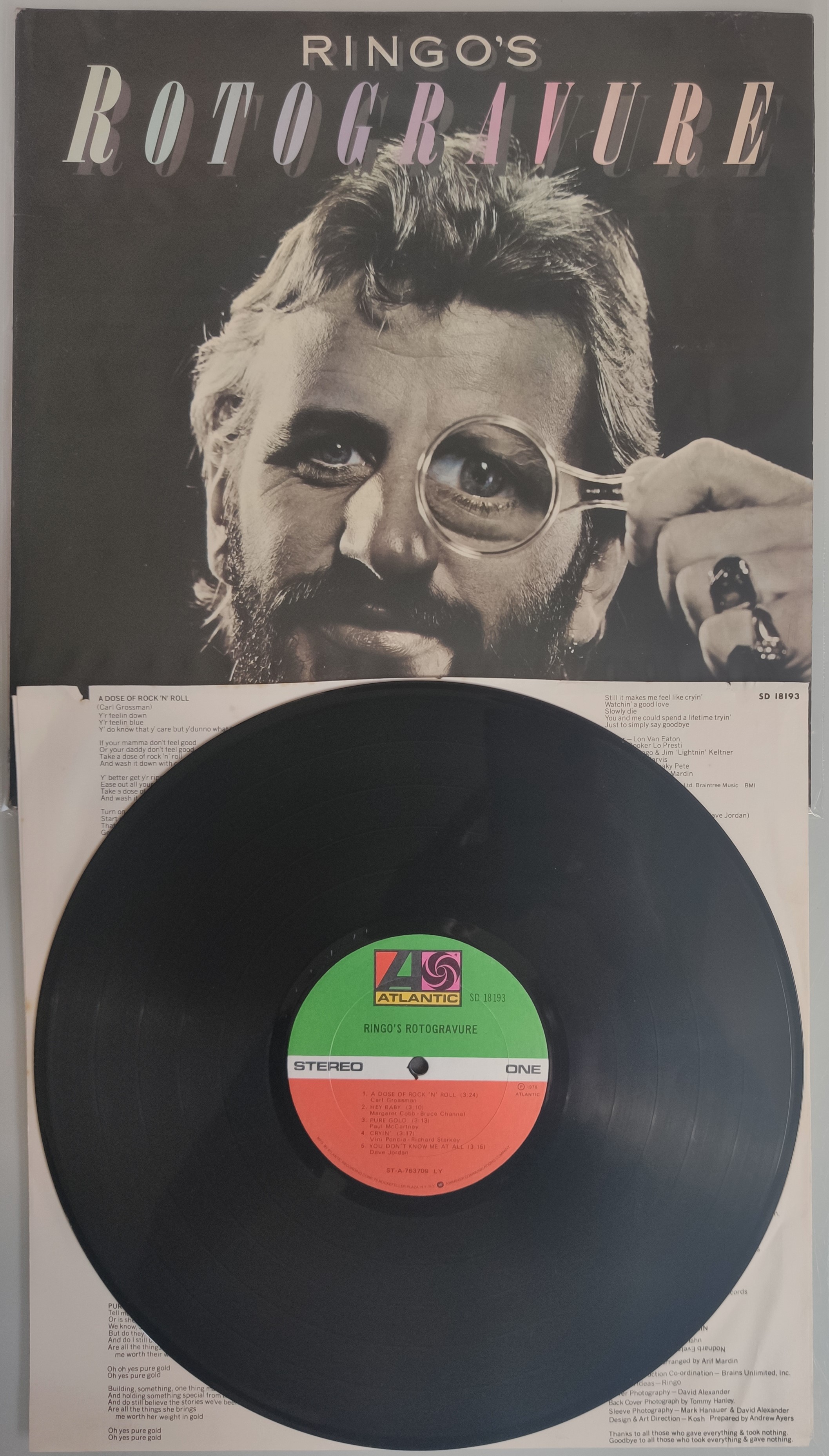 A Collection of 3 x Ringo Starr – Rotogravure Vinyl LP – 1976 UK Pressing and US First Pressings. - Image 3 of 5