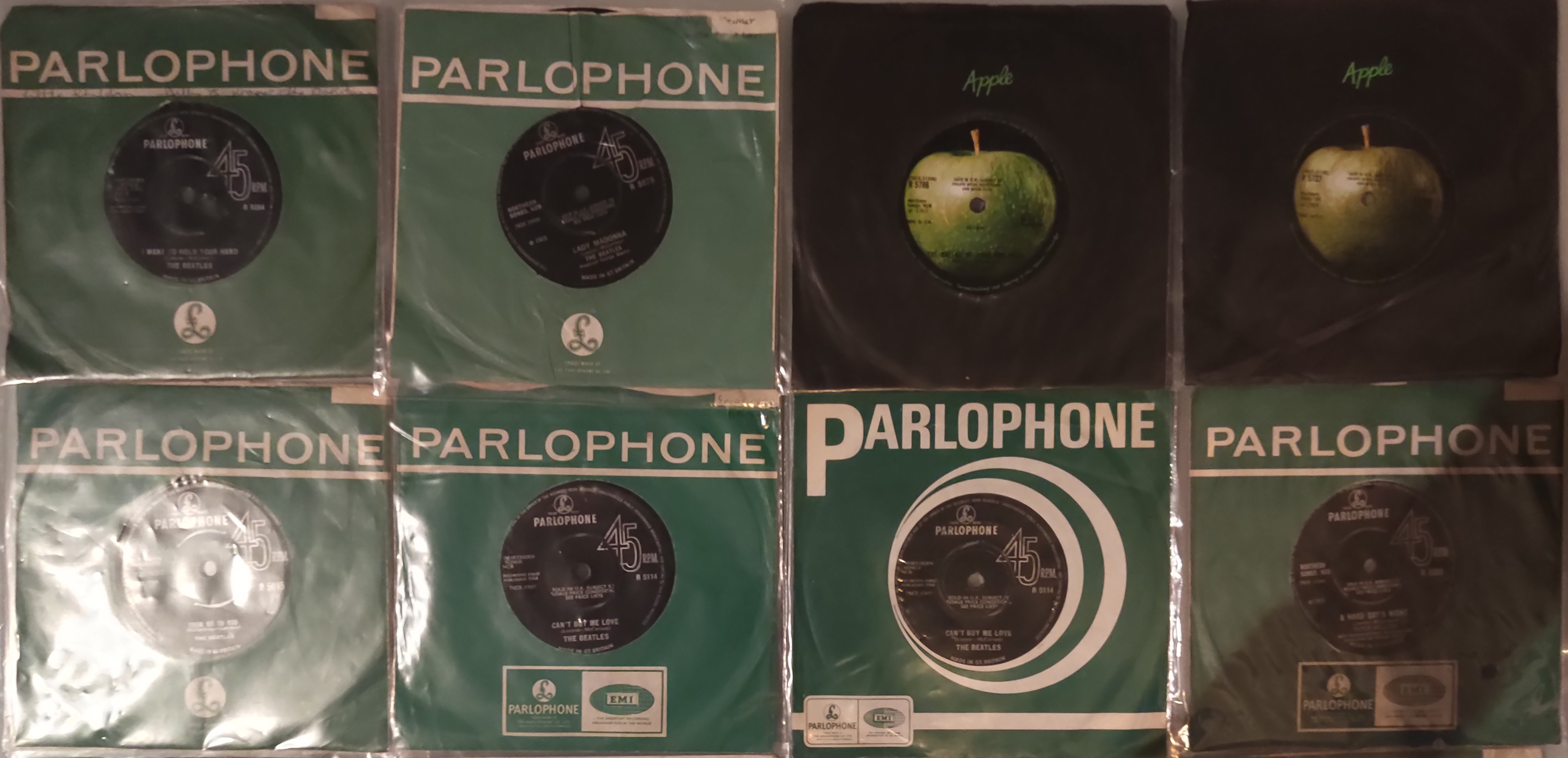 A Fantastic Collection of 16 x The Beatles EPs / Singles / Japan Import. - Image 3 of 3