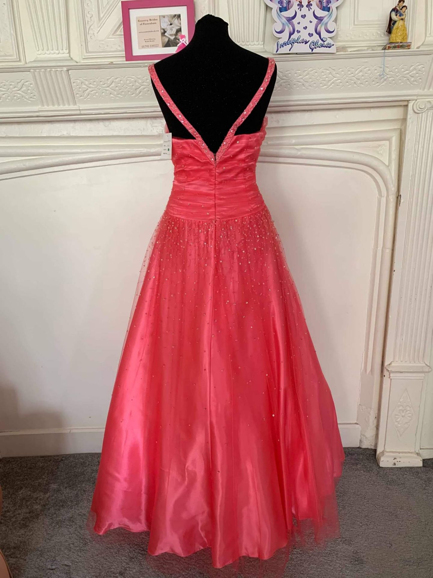 Bulk Lot of Dresses Mixed Sizes and Colours. Ruby Prom x 12 RRP Approx £4000 - Bild 6 aus 7