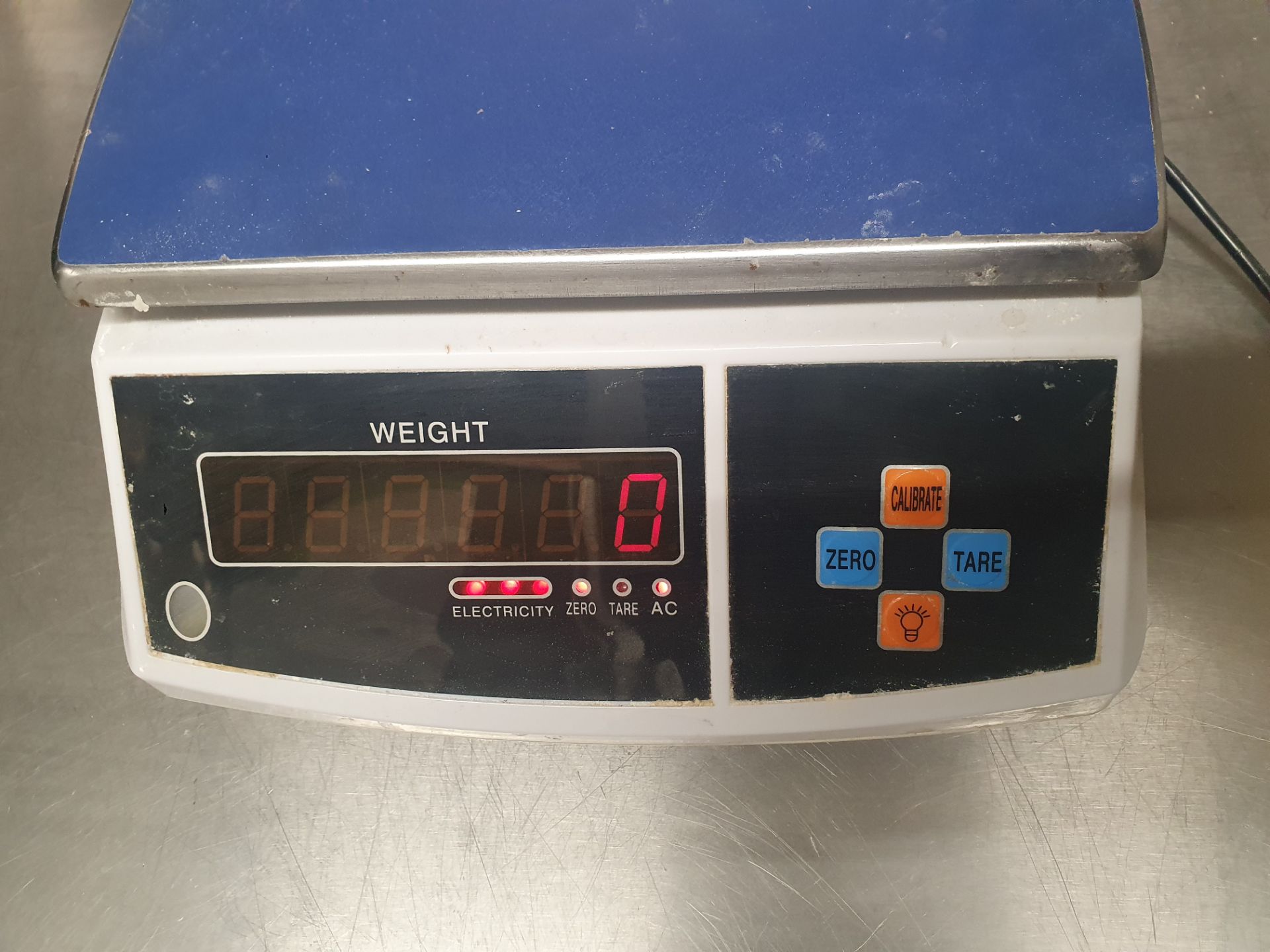 Digital Scales 30kgs Maximum Capacity. - Image 5 of 9