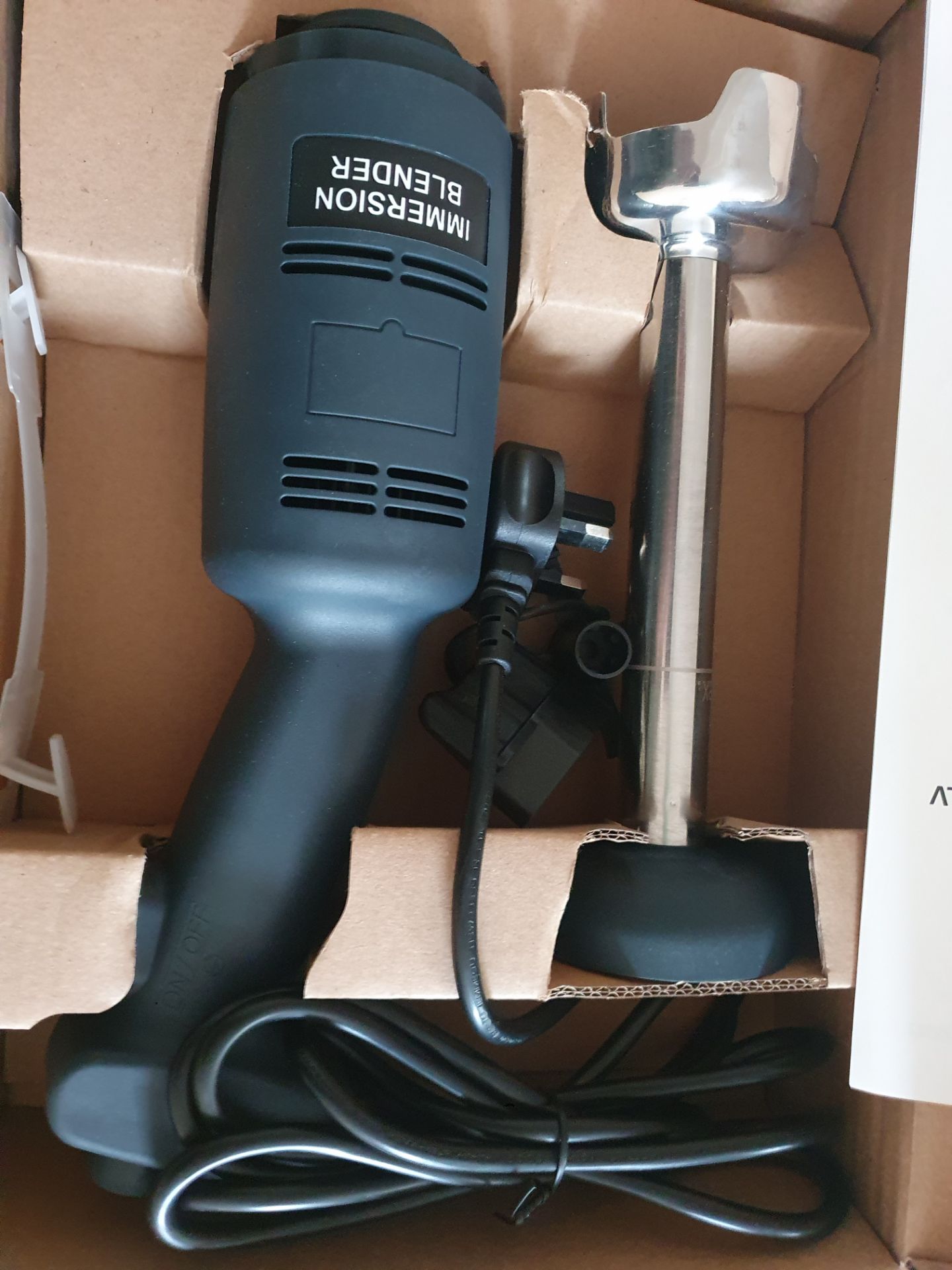 Immersion Blender With Interchangeable Blades - Image 5 of 5