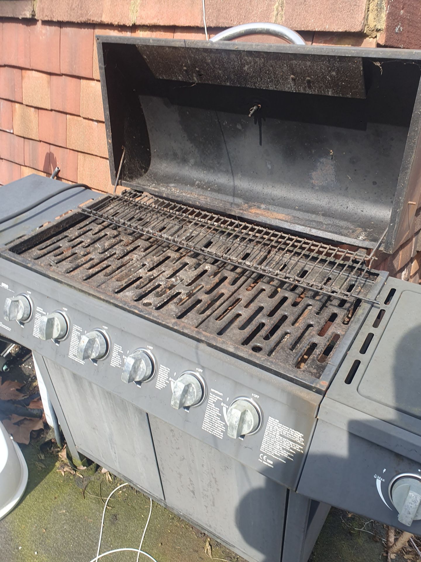 Barbecue. Grill. Gas. - Image 3 of 5