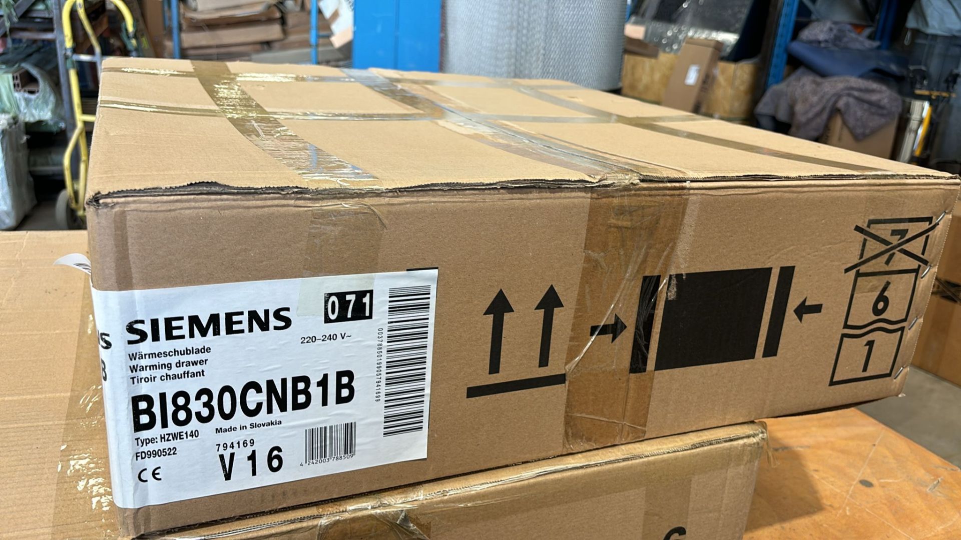 Brand New Boxed Siemens BI830CNB1B Warming drawer RRP £495 - Image 2 of 2