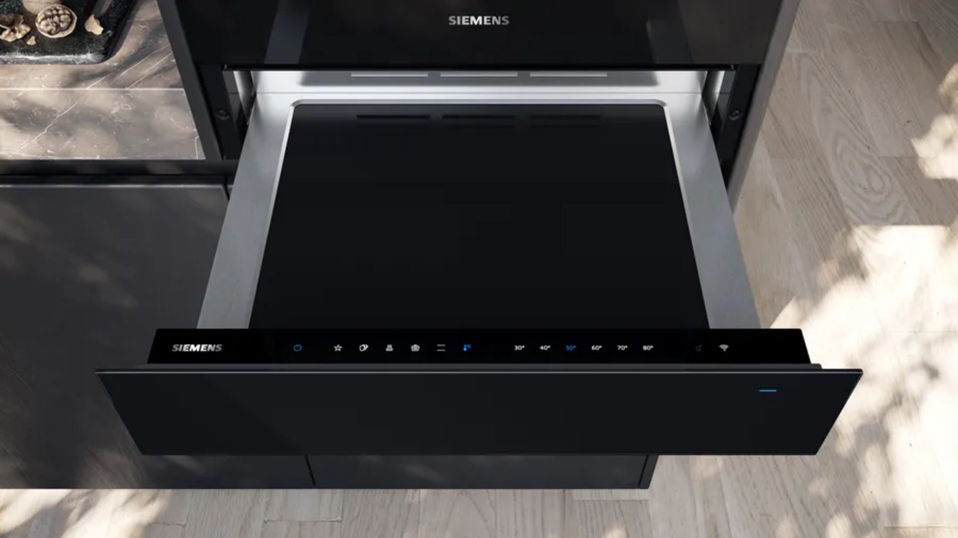 Brand New Boxed Siemens BI710C1B1B IQ700 Built-In Black Warming Drawer RRP £679